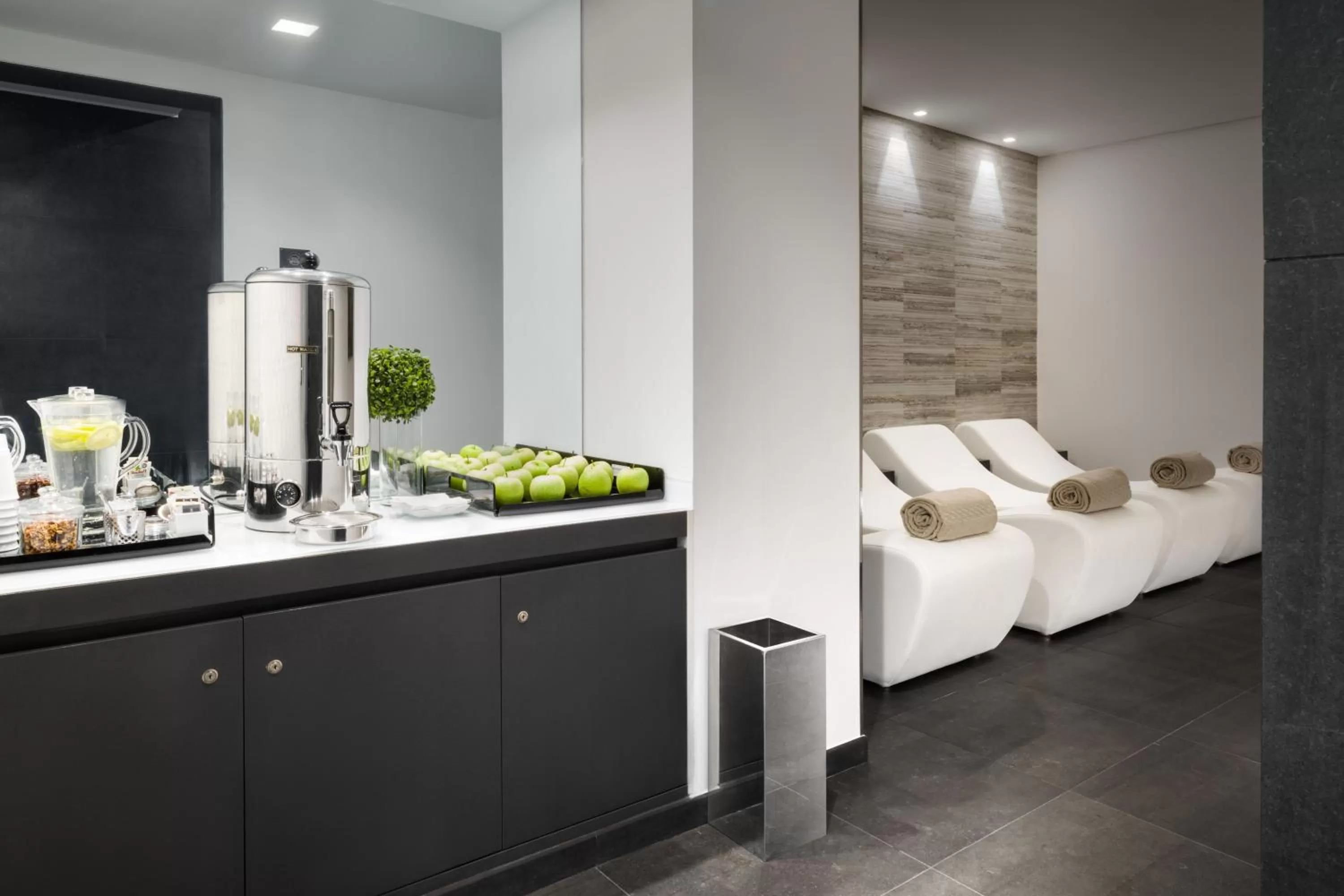 Spa and wellness centre/facilities in LHP Napoli Palace & SPA