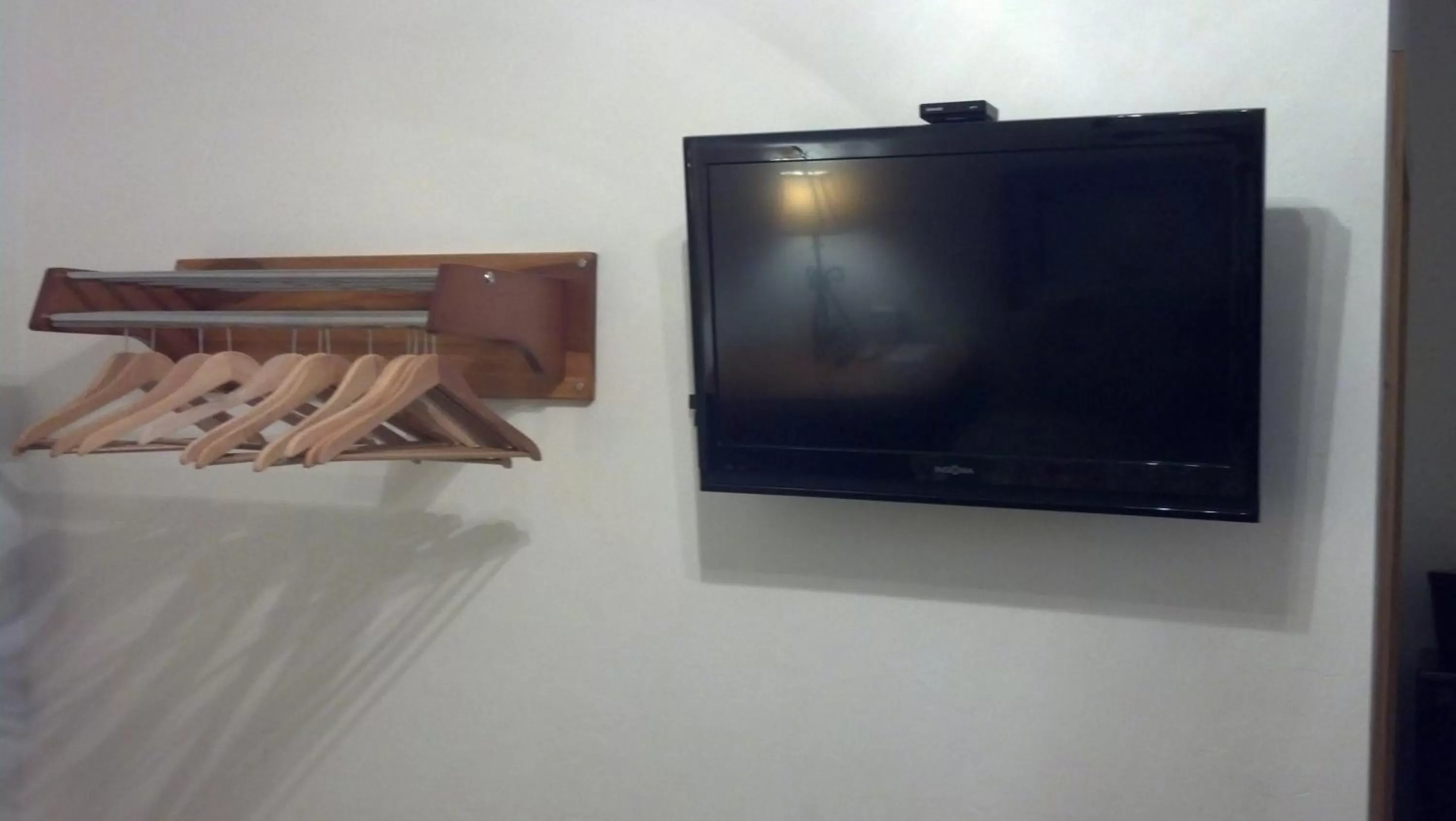 TV and multimedia in Buffalo Chip's Ranch House Motel