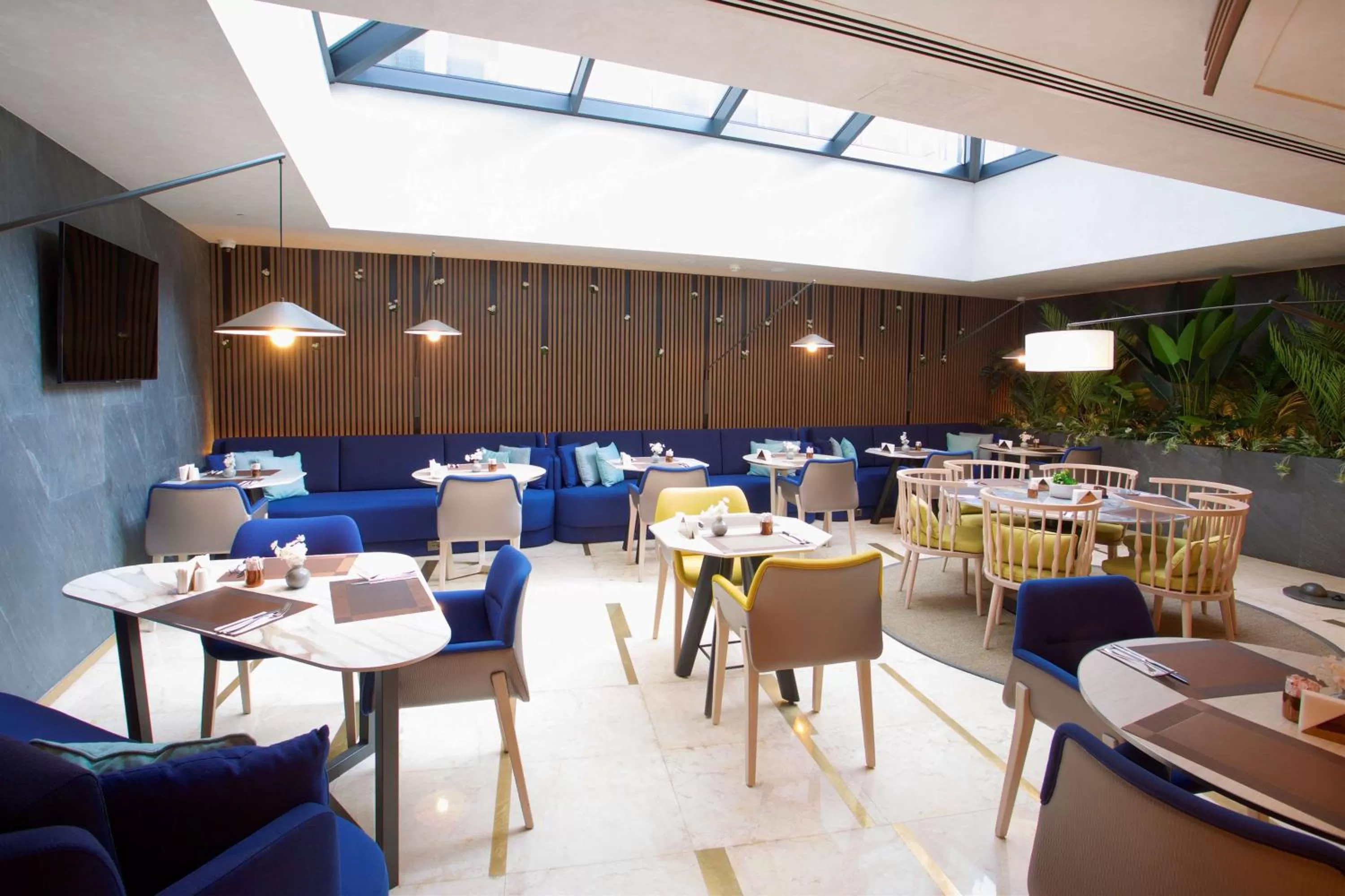 Restaurant/places to eat in Hampton By Hilton Istanbul Old City