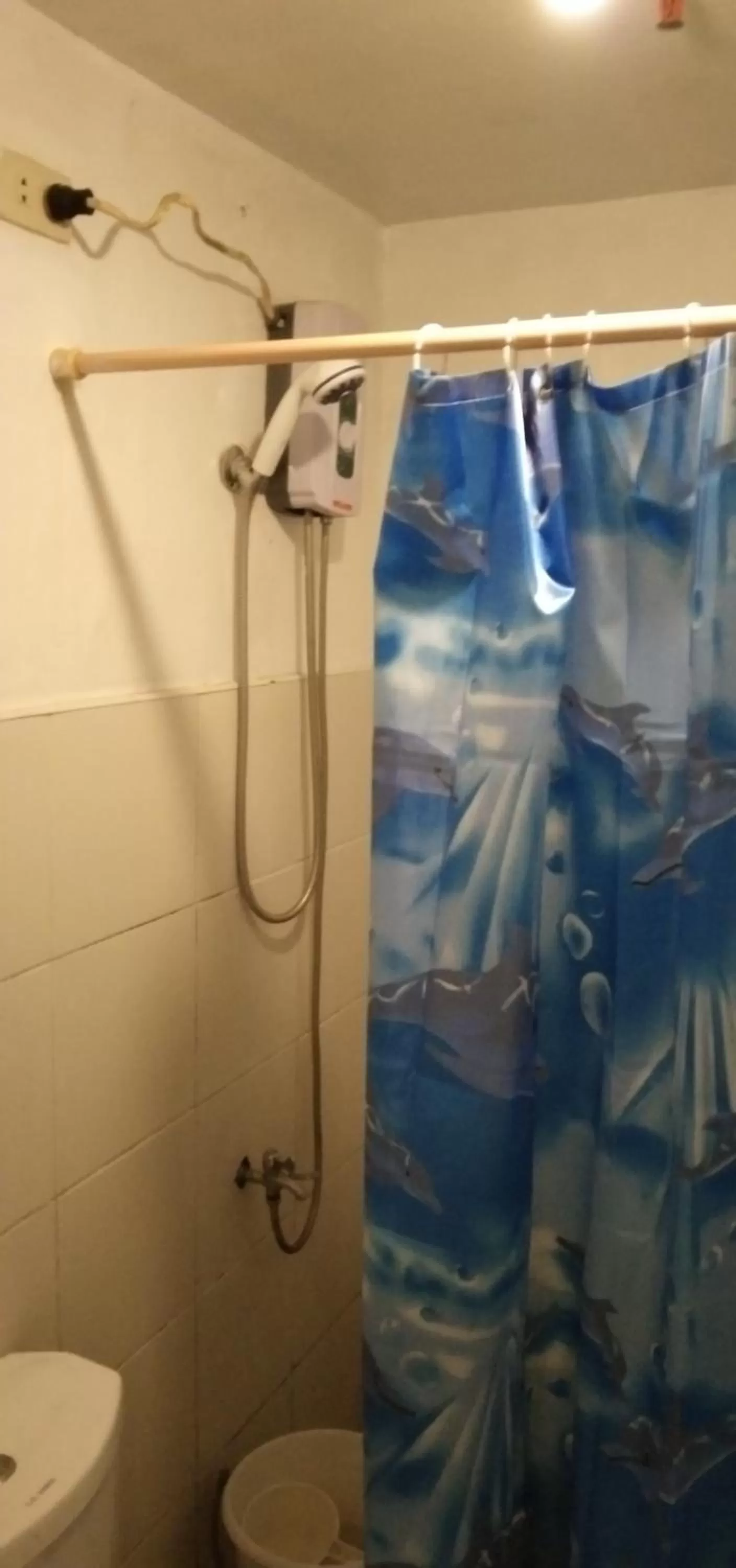 Bathroom in Kdorzmoonwalk Kassel Residences Paranaque