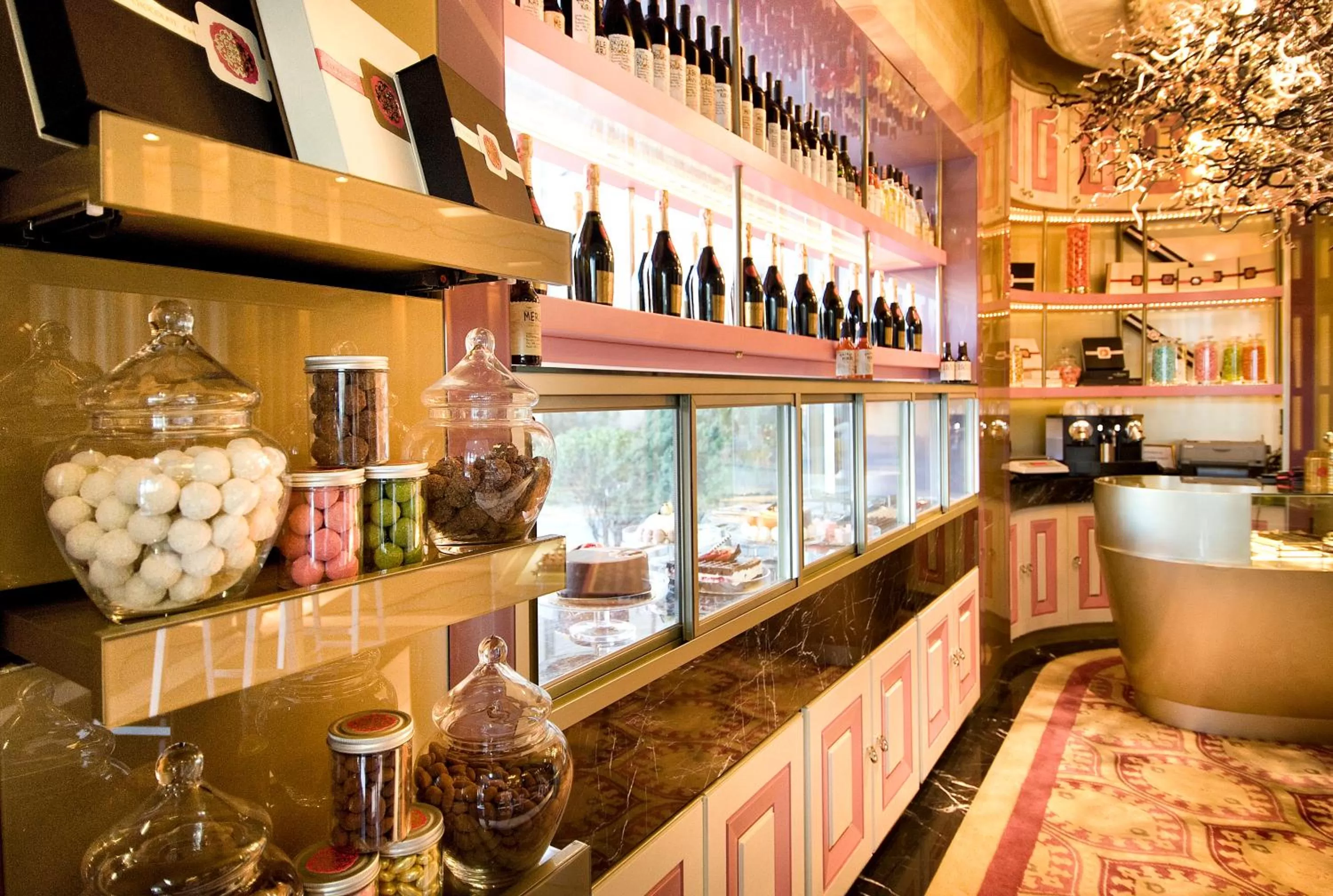 Food and drinks in The Marmara Taksim