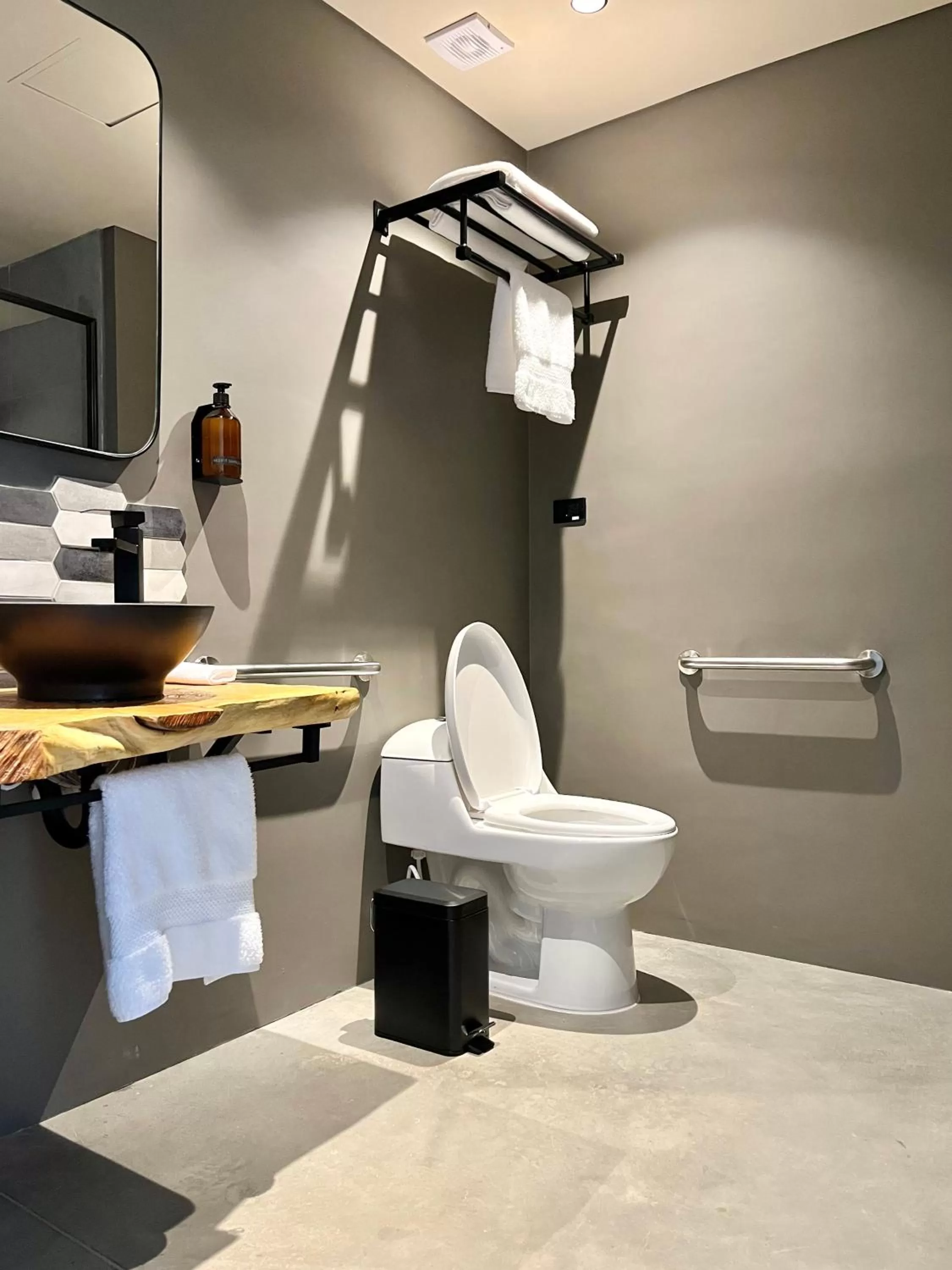 Bathroom in Beminimal Hotel