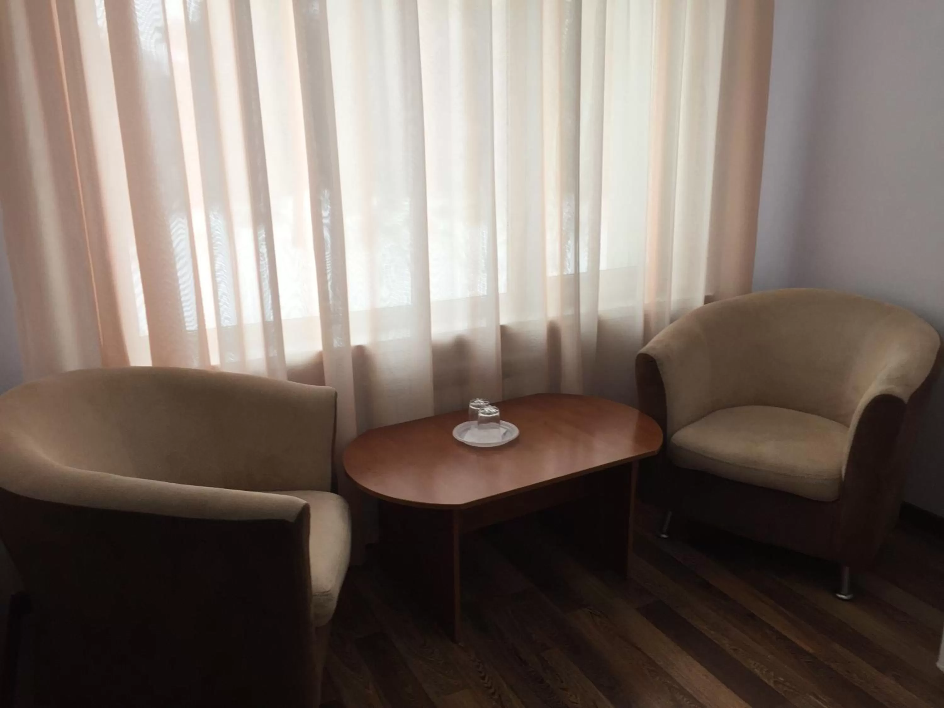 Seating Area in Zhaylau Hotel