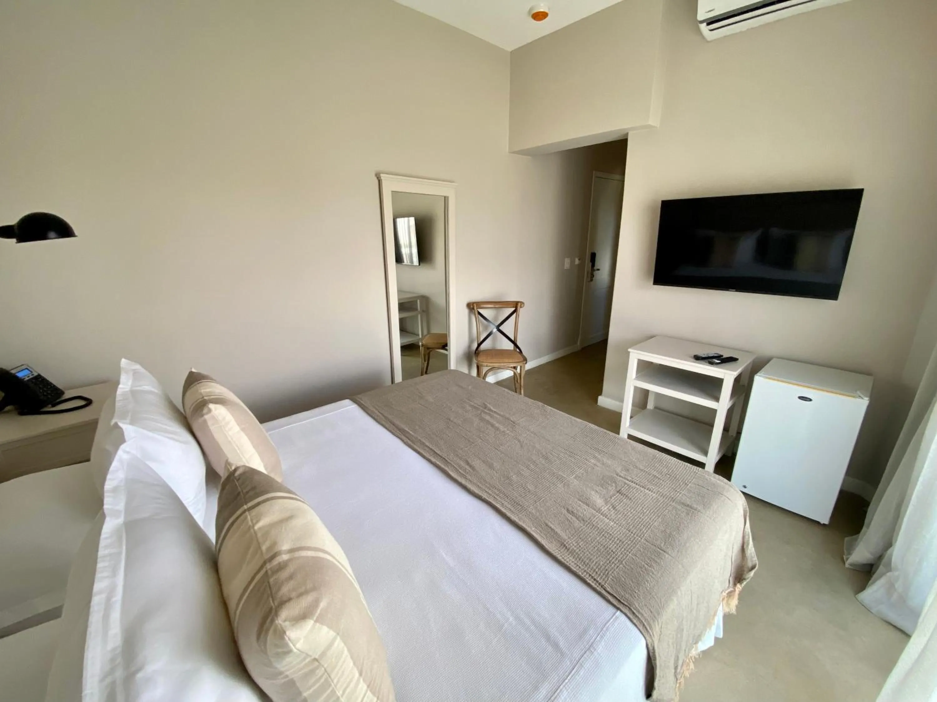 Photo of the whole room, Bed in Serena Hotel - Punta del Este - Unico sobre la Playa