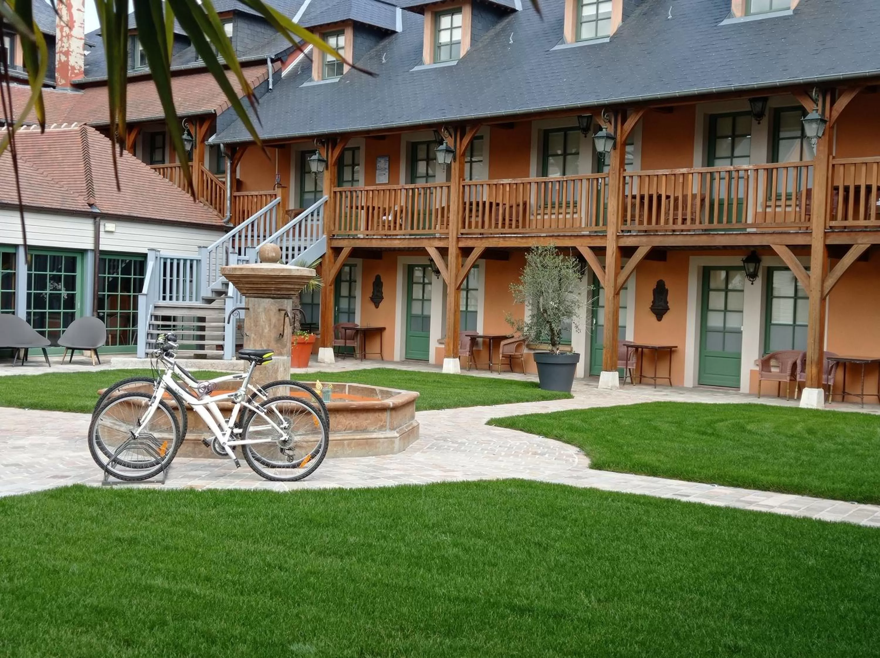 Property building in Hotel et Spa Le Lion d'Or