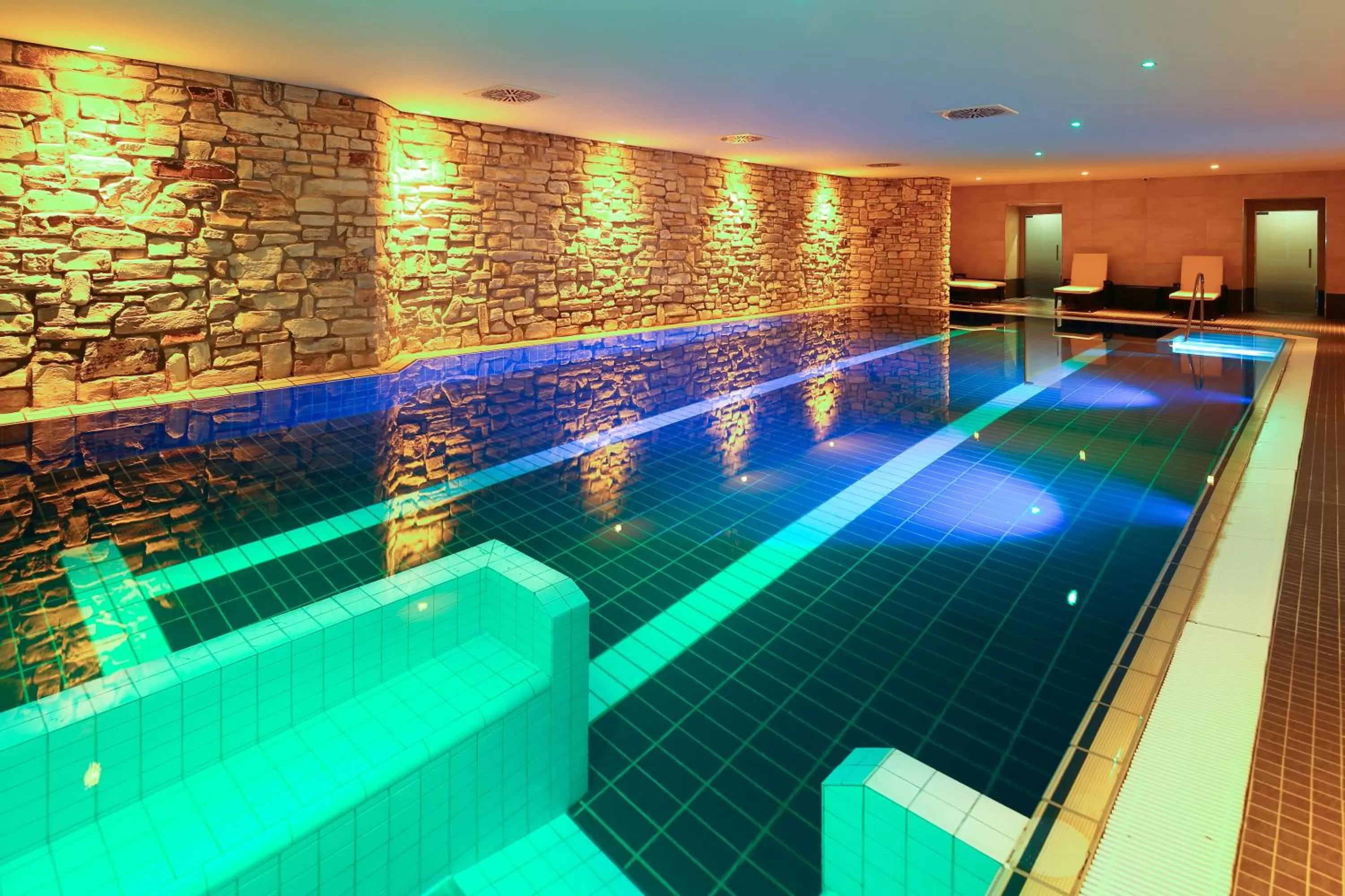 Swimming pool in Dorint Resort Winterberg