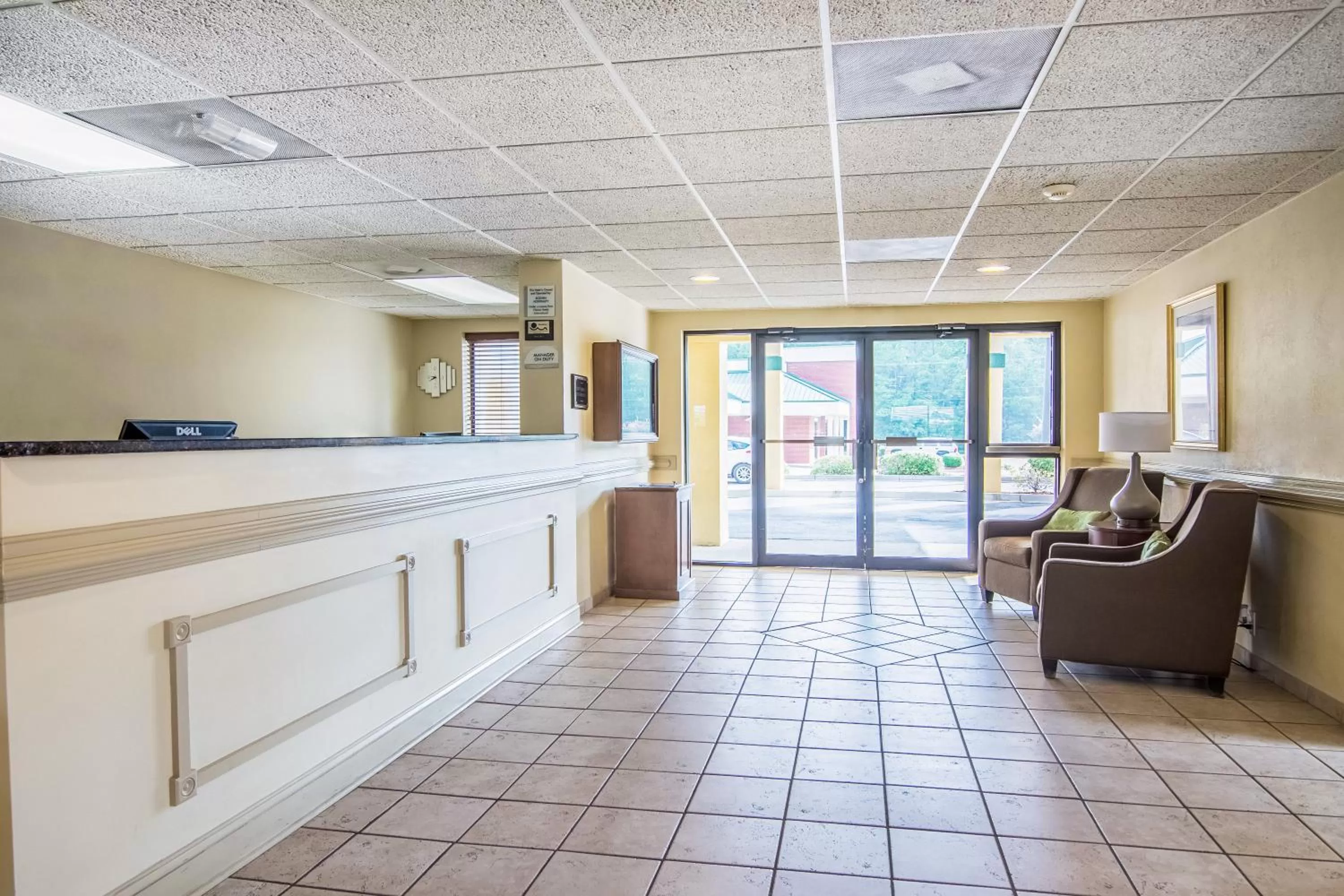 Lobby or reception in Baymont by Wyndham North Myrtle Beach