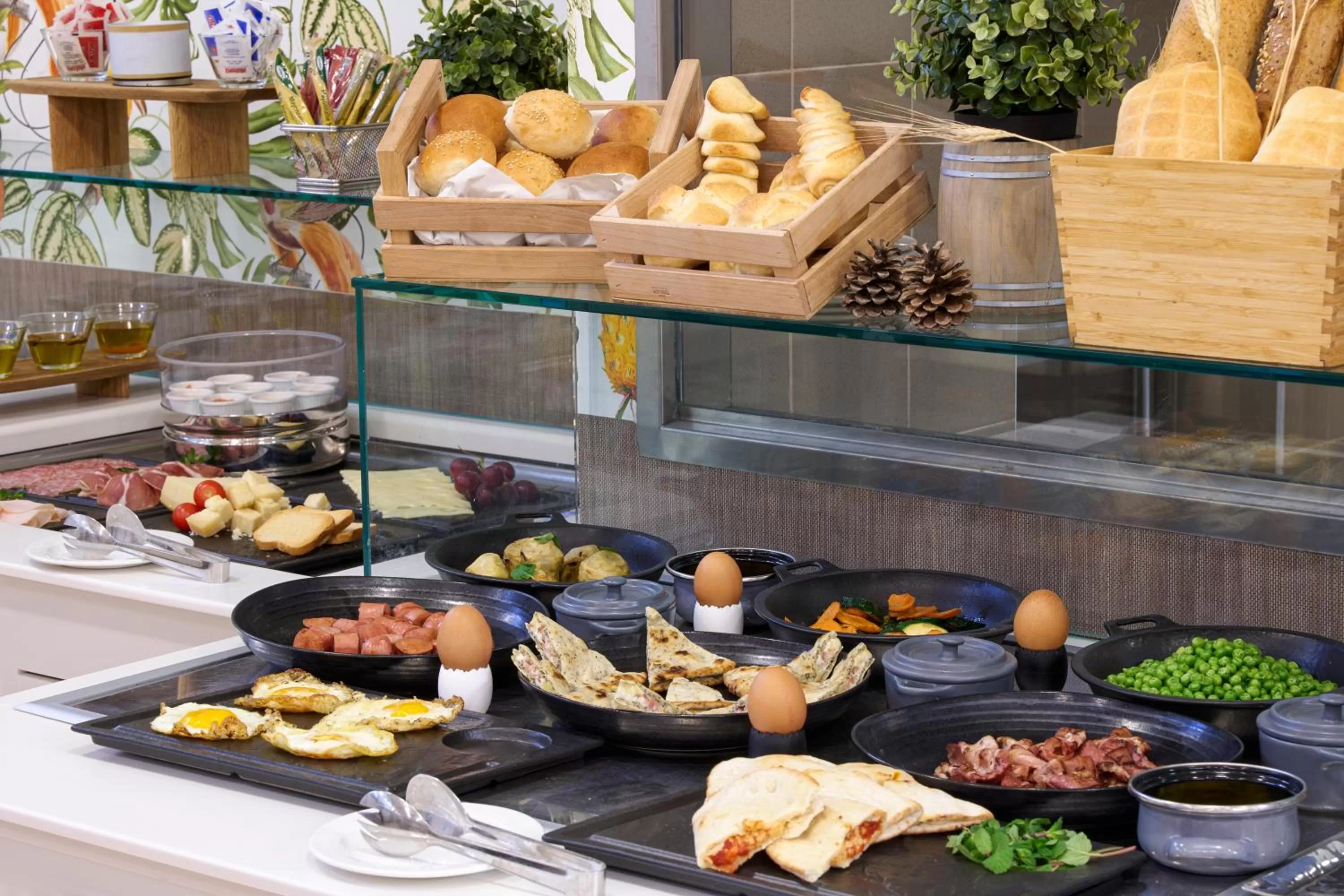 Breakfast in Occidental Aurelia