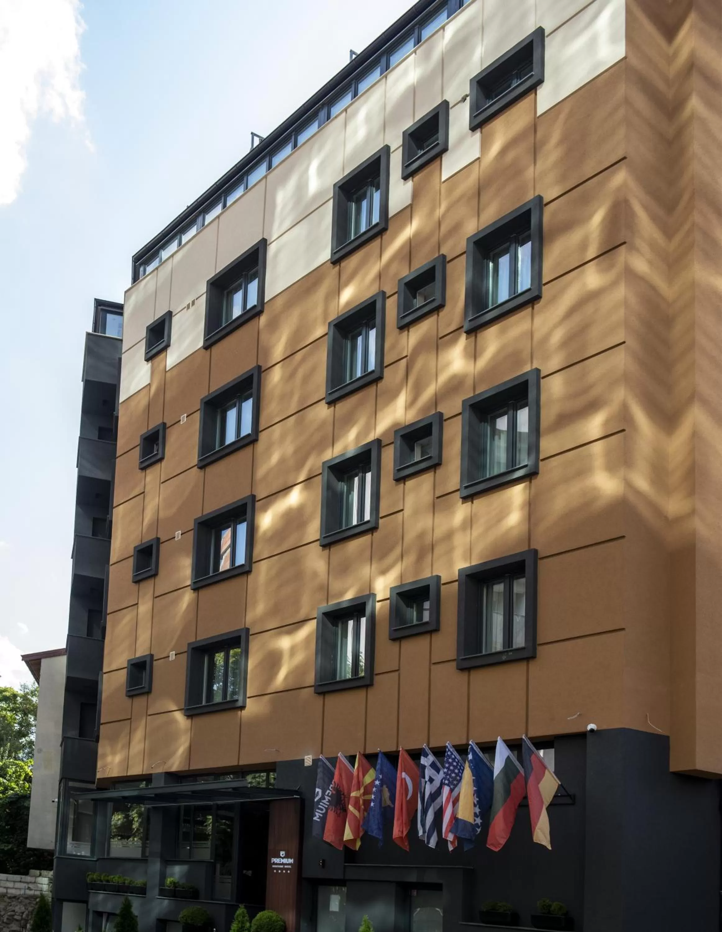 Property Building in Hotel Premium