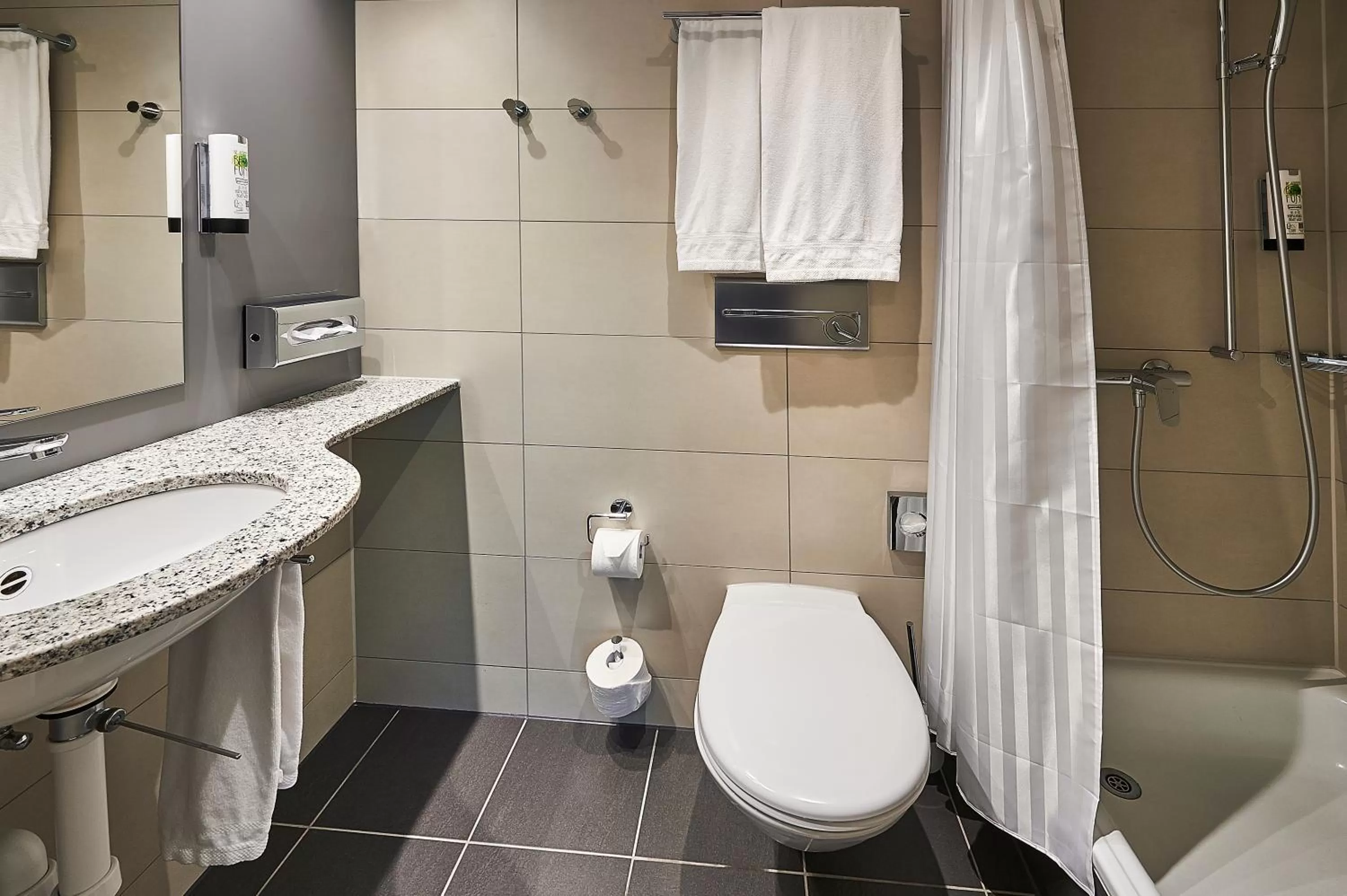 Photo of the whole room in Hotel Central Luzern