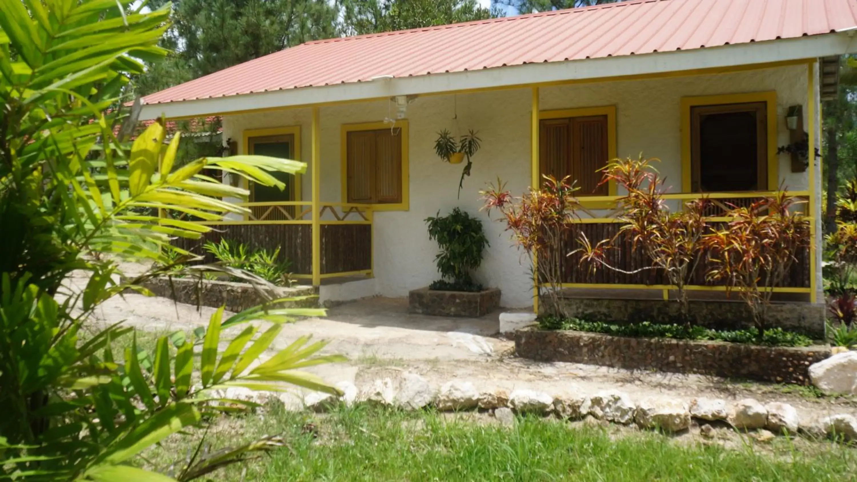 Deluxe Twin Room in Pine Ridge Lodge Deluxe Twin Room in Pine Ridge Lodge