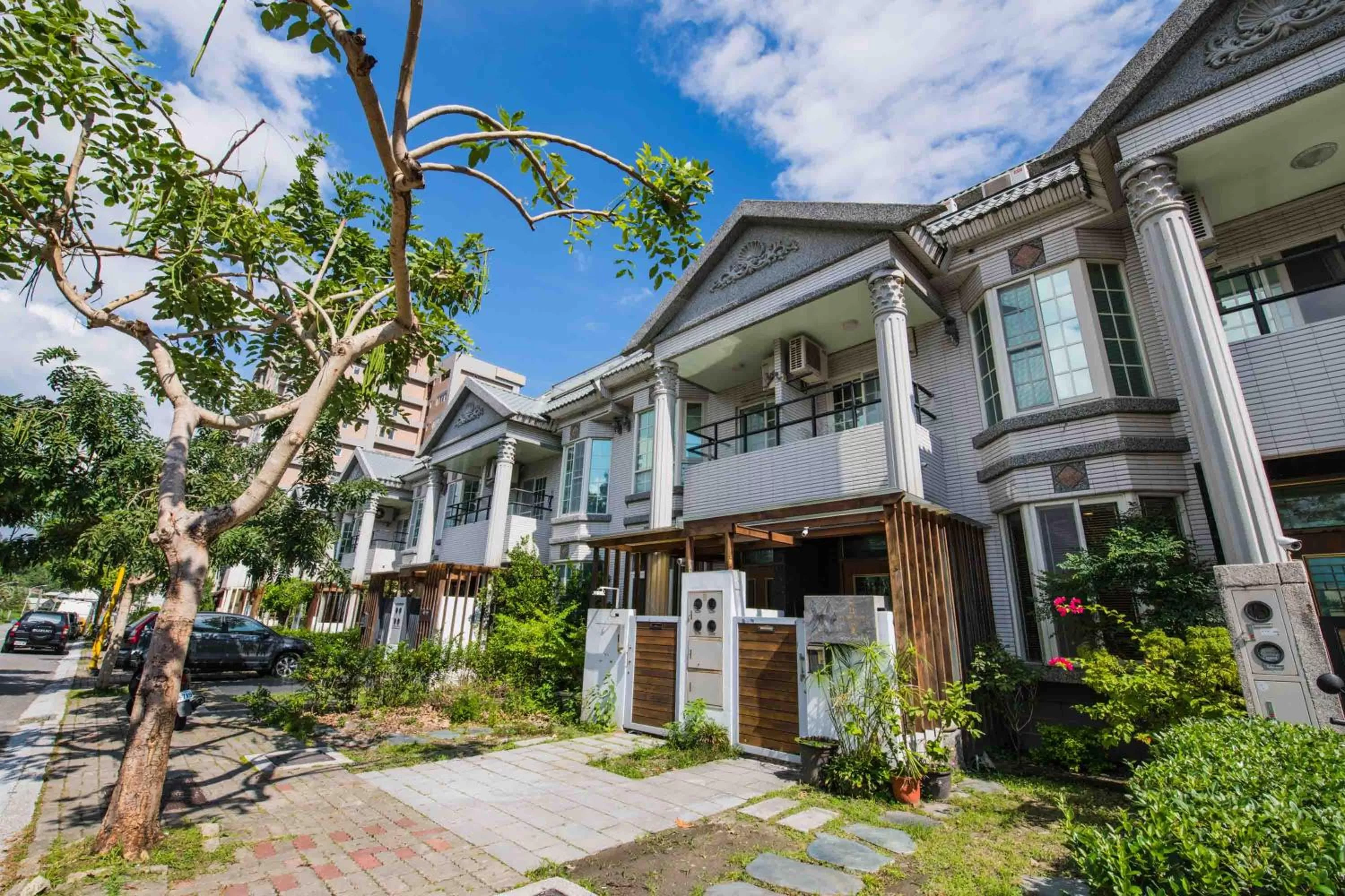 Property Building in Pisces06