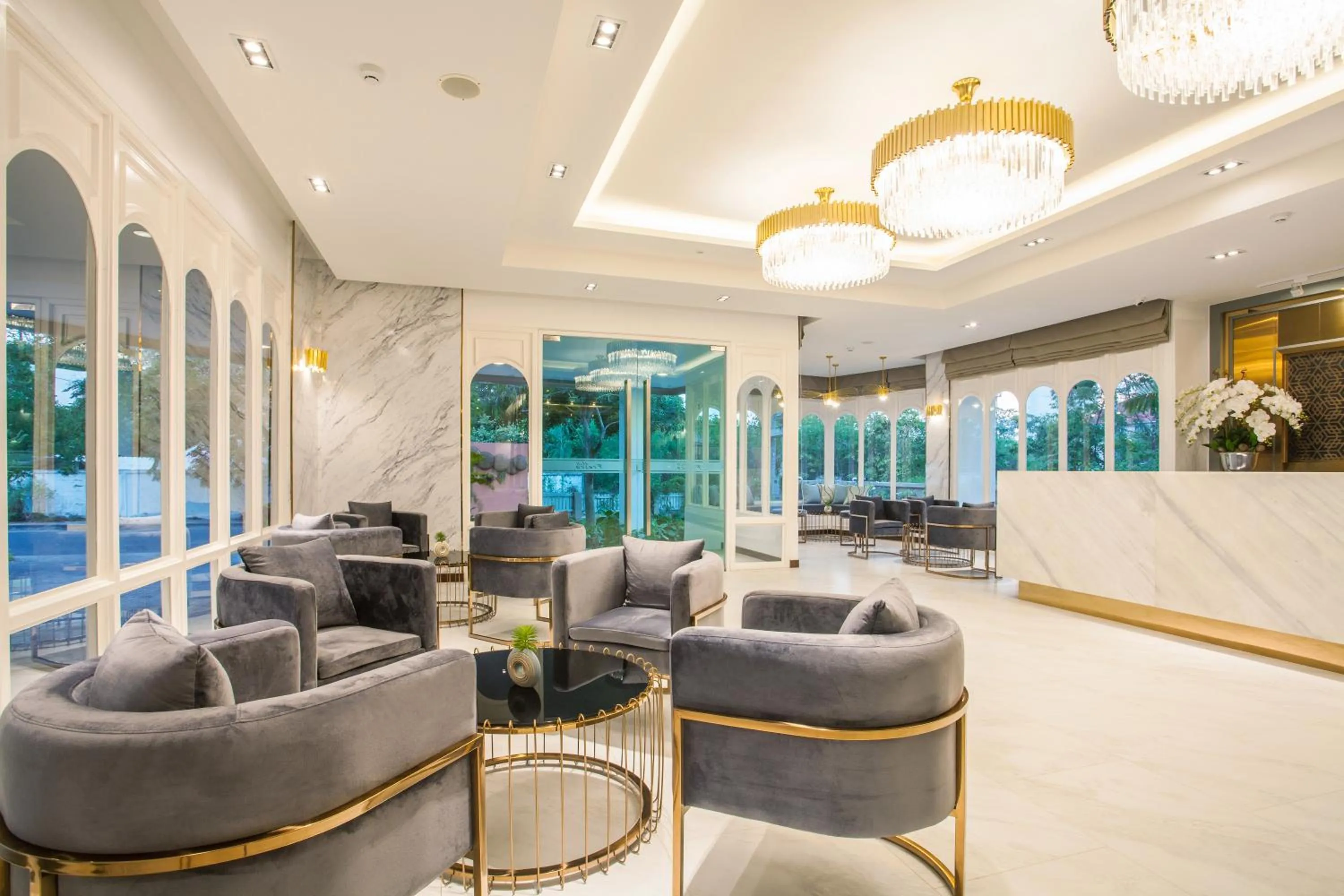 Lobby or reception in Hill Fresco Hotel