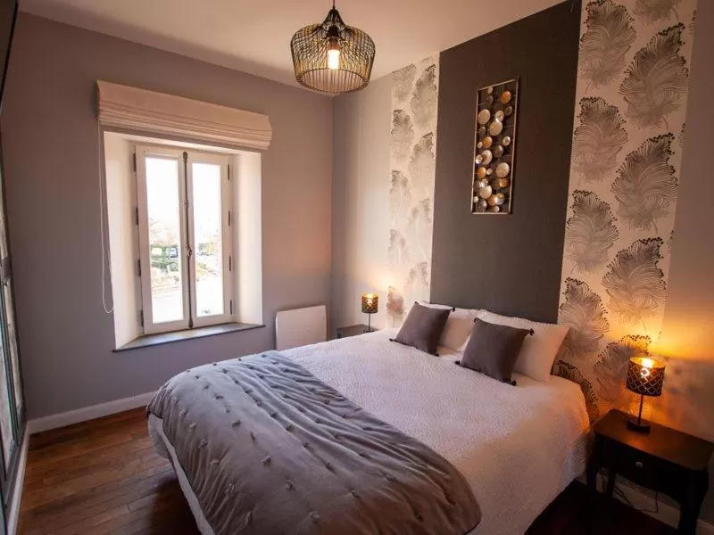 Bedroom, Bed in LA GOUTTE D'OR