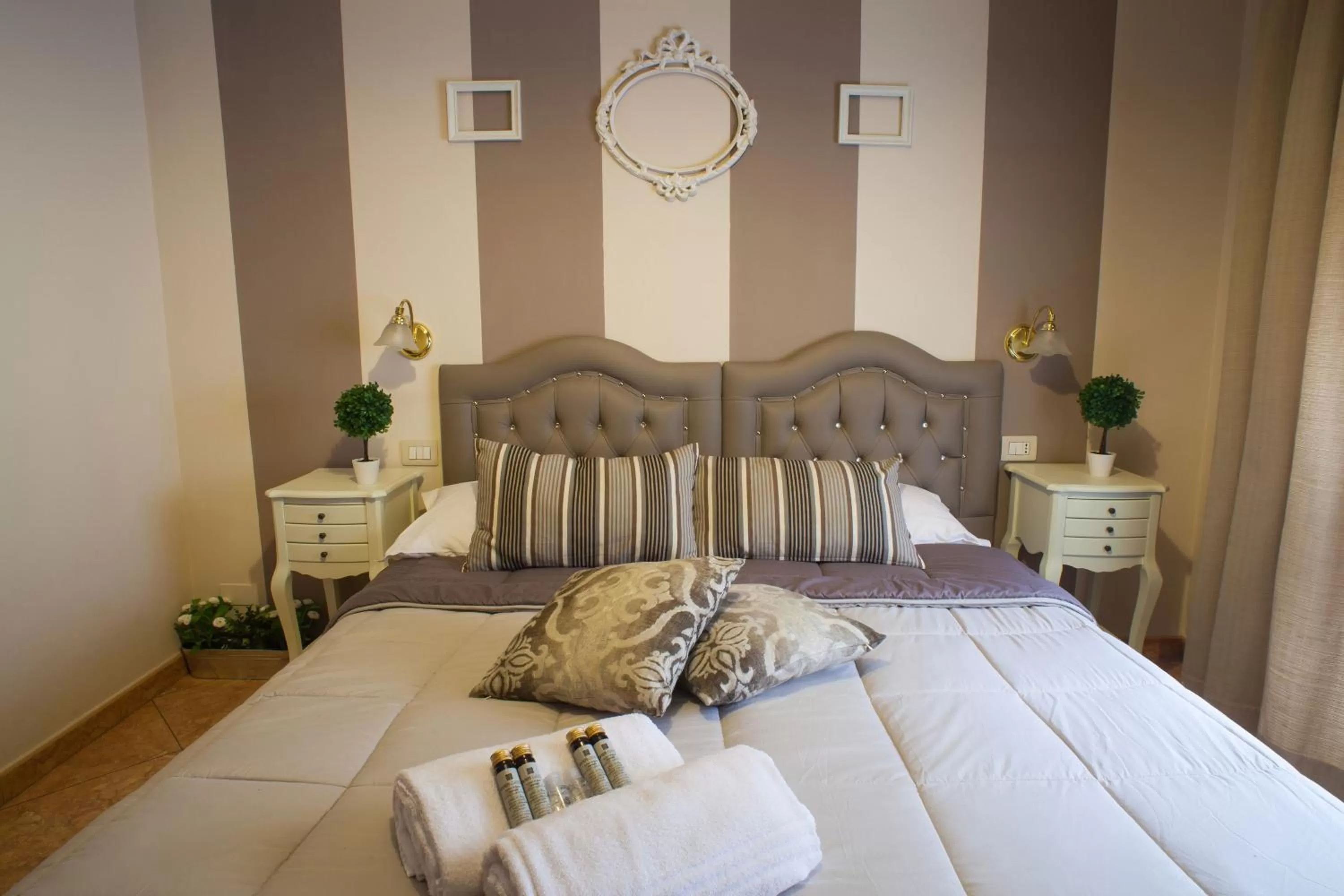 Bed in Hotel Ares Milano