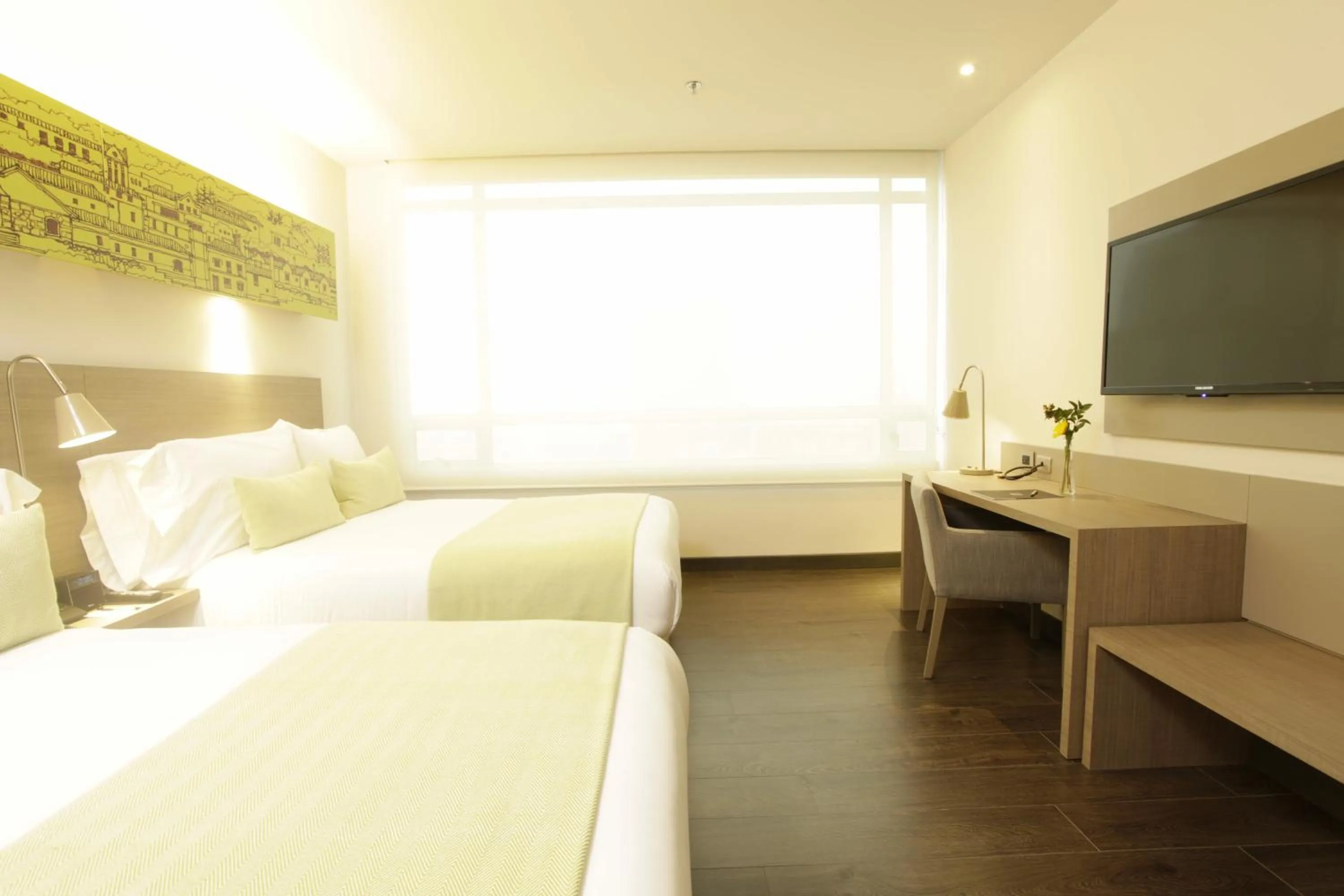 Bedroom, Bed in Hotel bh Usaquén