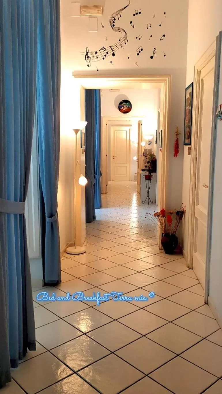 Lobby or reception in B&B Terra Mia Napoli