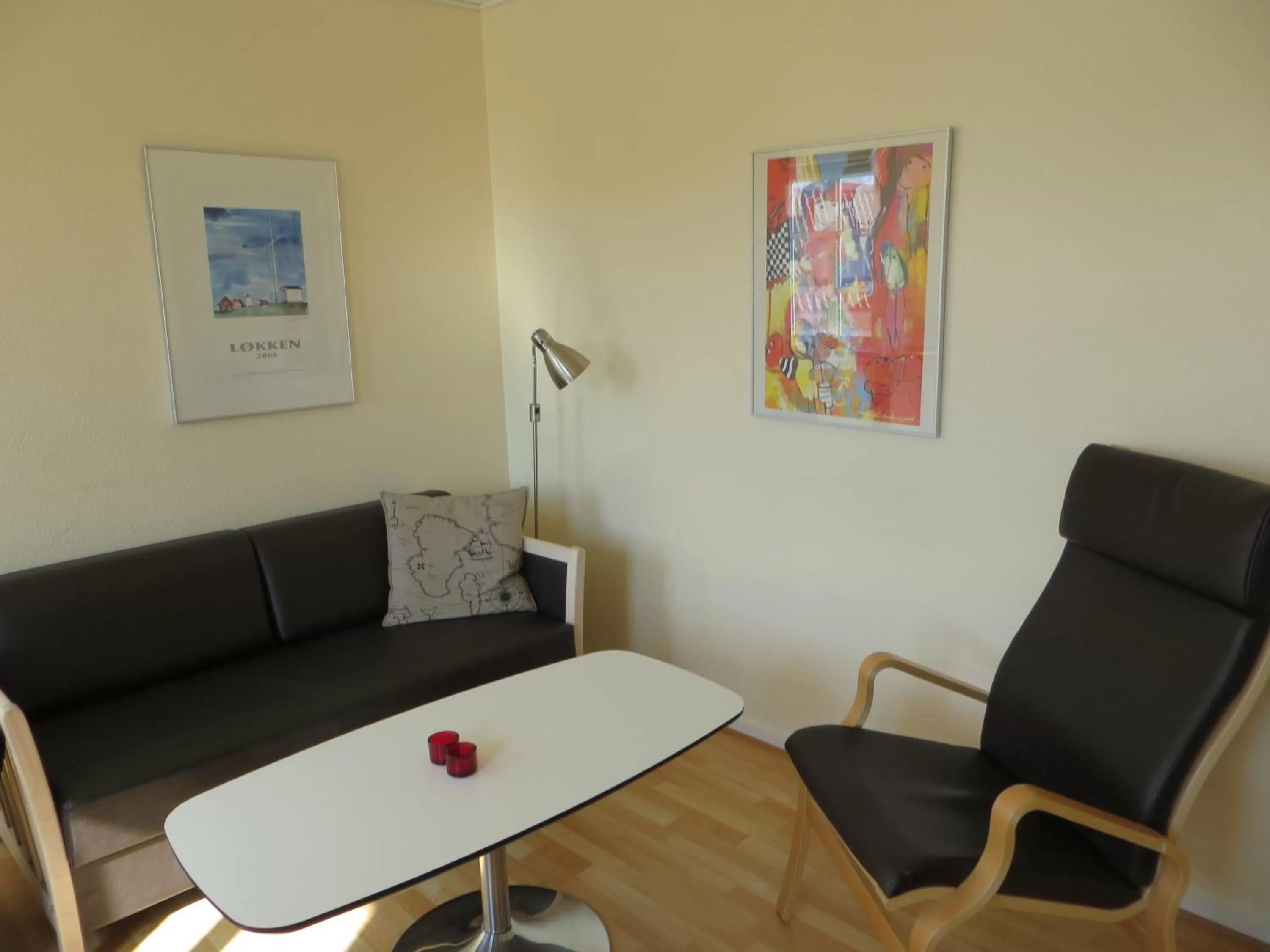 Living room in Løkken Badehotel Apartments