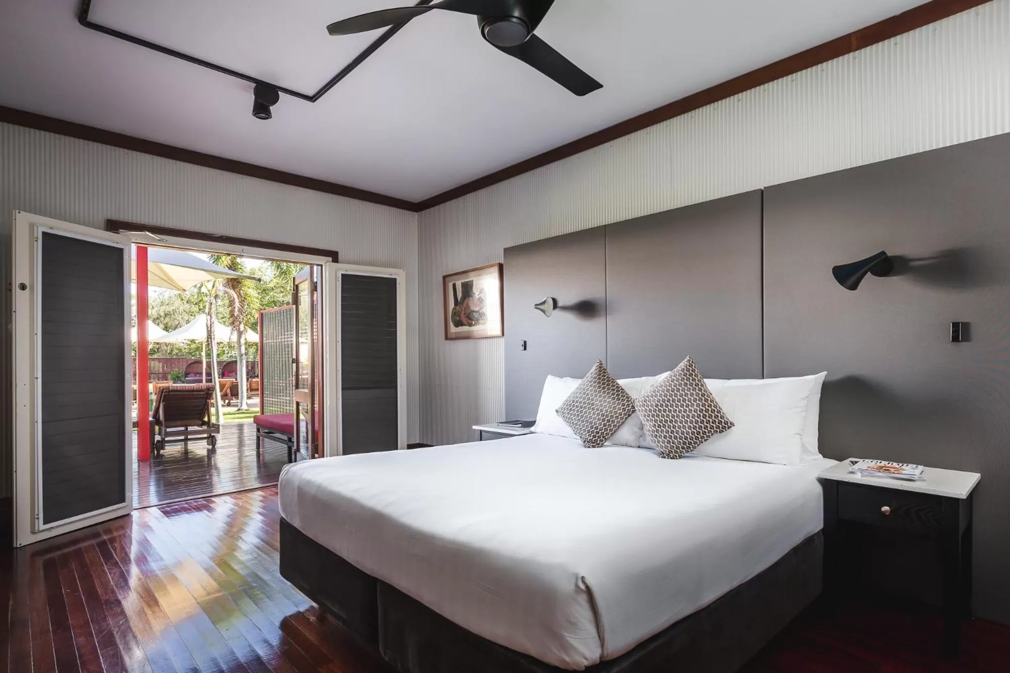 Pool view, Bed in Cable Beach Club Resort & Spa