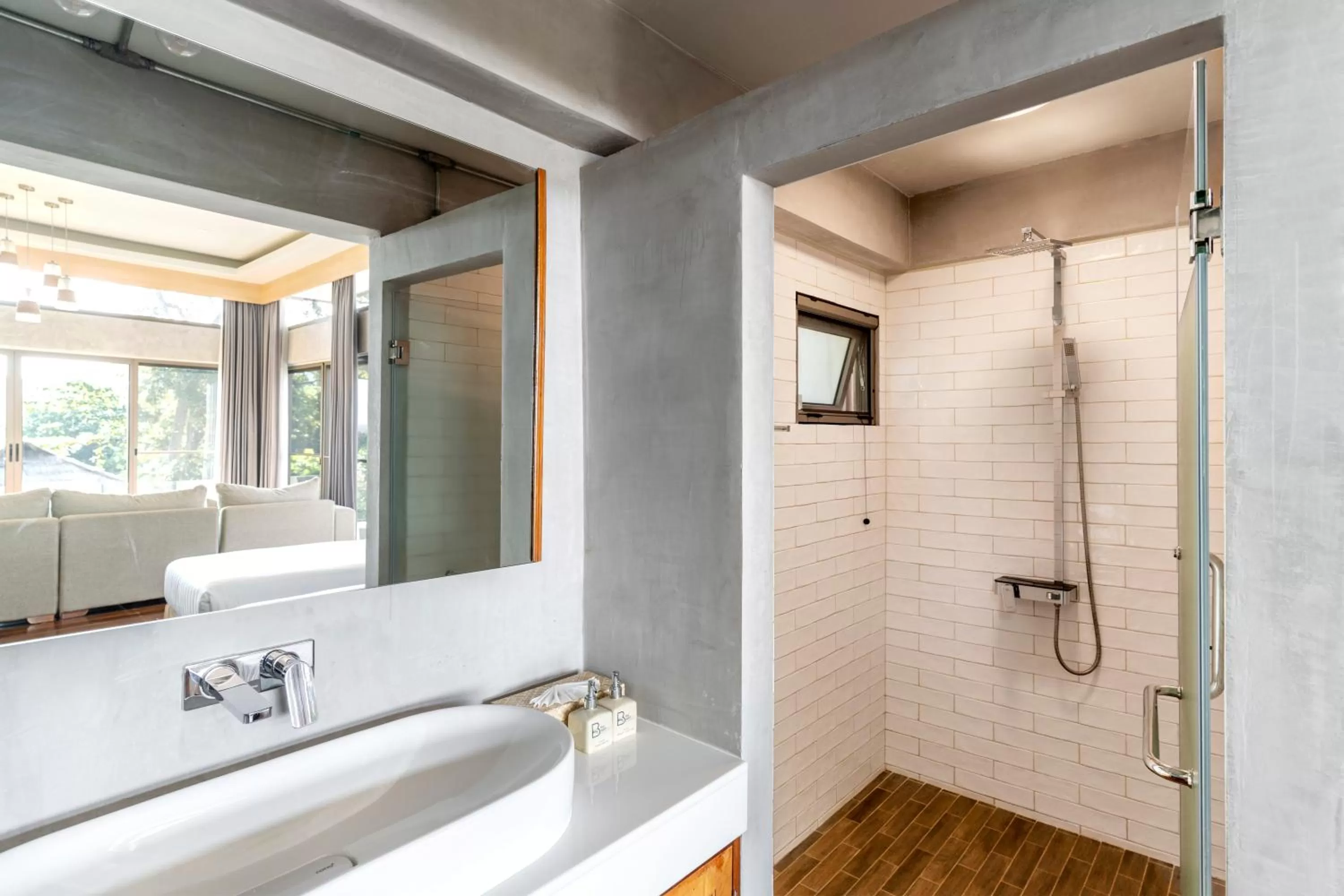 Shower in The Beach Natural Resort Koh Kood