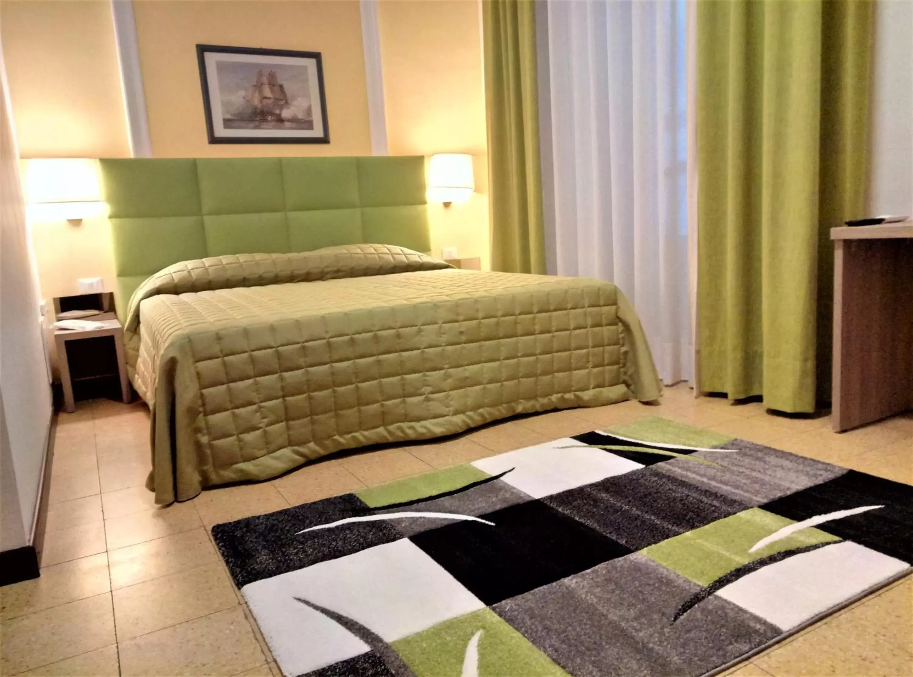 Double or Twin Room in Moonlight Hotel&Suites Double or Twin Room in Moonlight Hotel&Suites