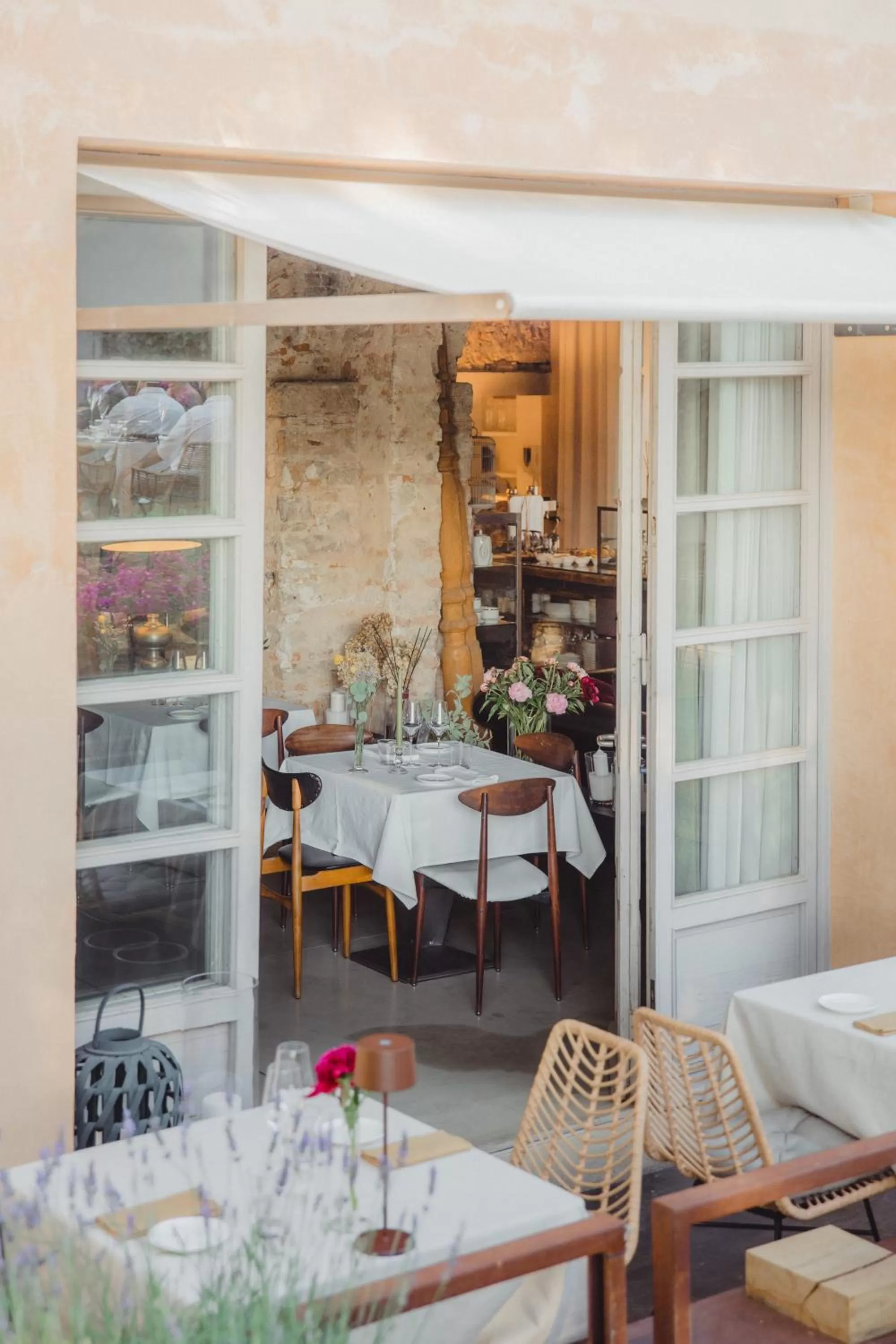 Restaurant/places to eat in Riva Lofts Florence