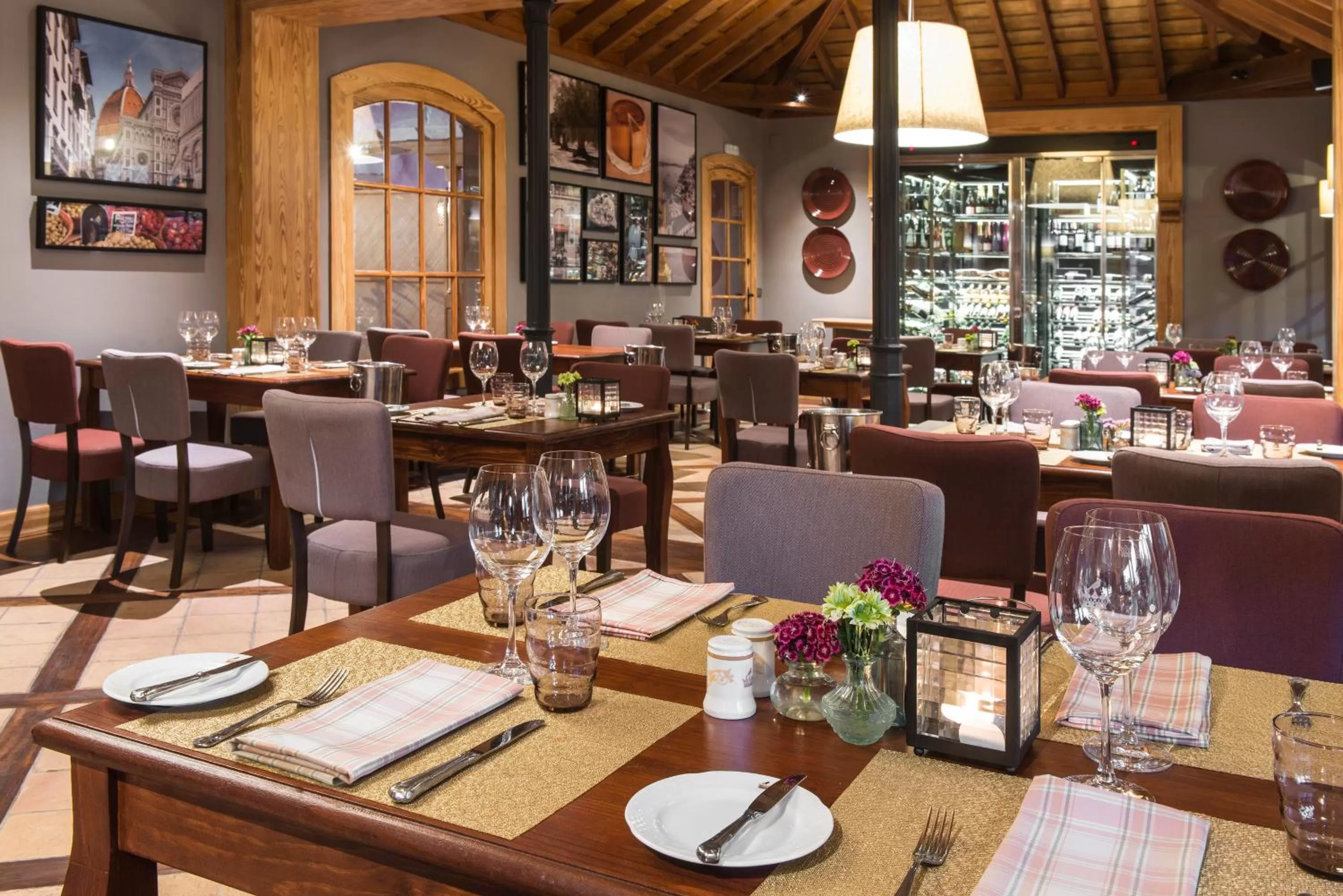 Restaurant/places to eat in Bahia del Duque