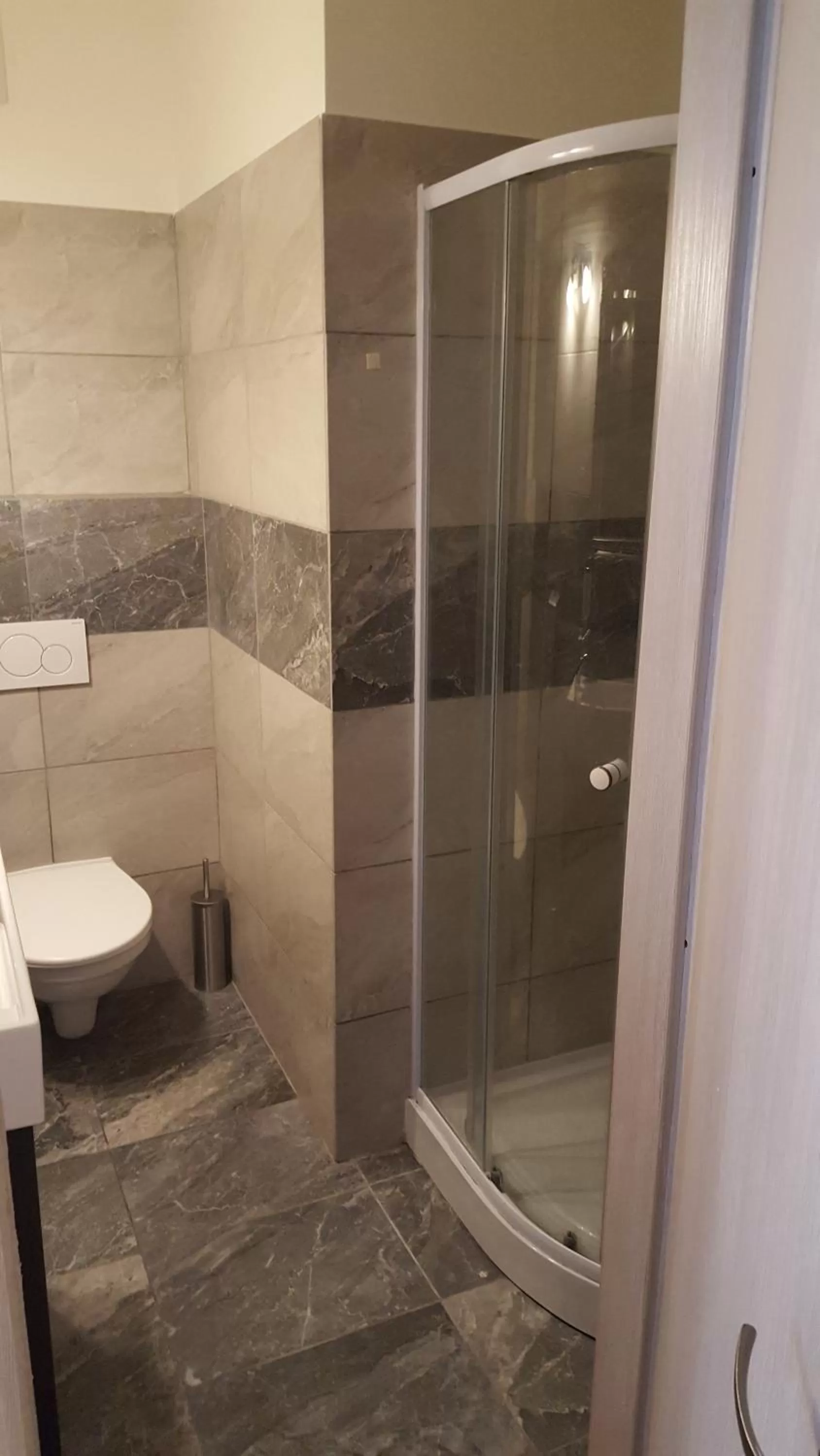Shower in Dům U pikové desítky