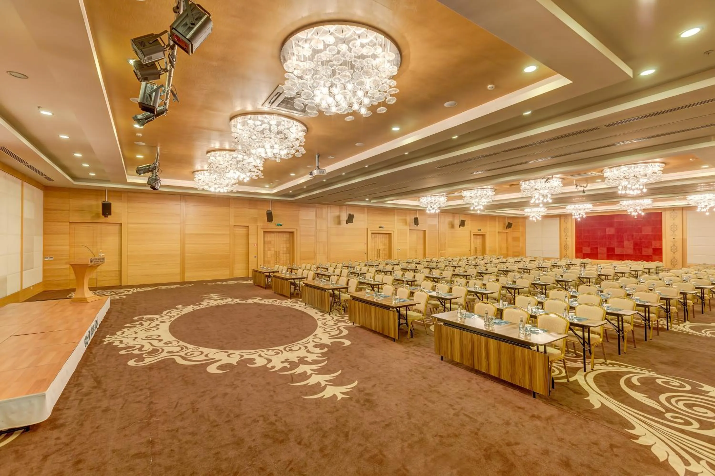 Meeting/conference room in Buyuk Abant Hotel