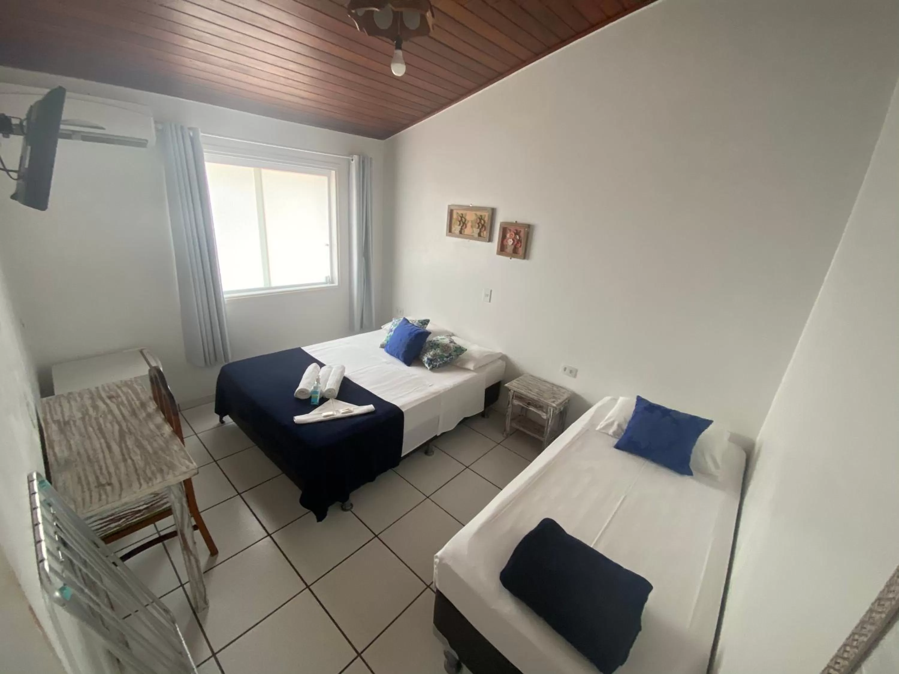 Photo of the whole room, Bed in Hotel e Pousada Pouso54