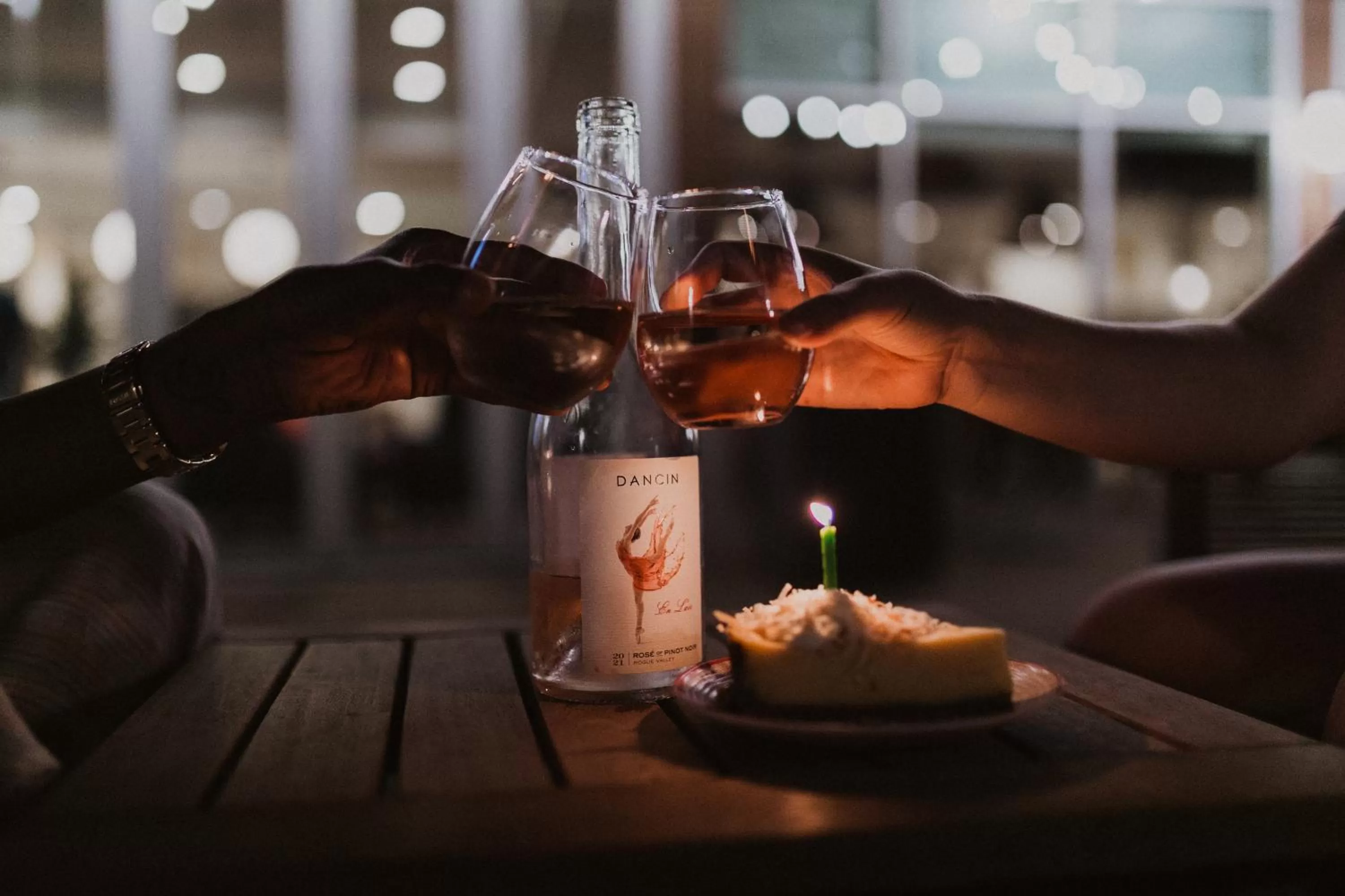 Restaurant/places to eat in Compass by Margaritaville Medford