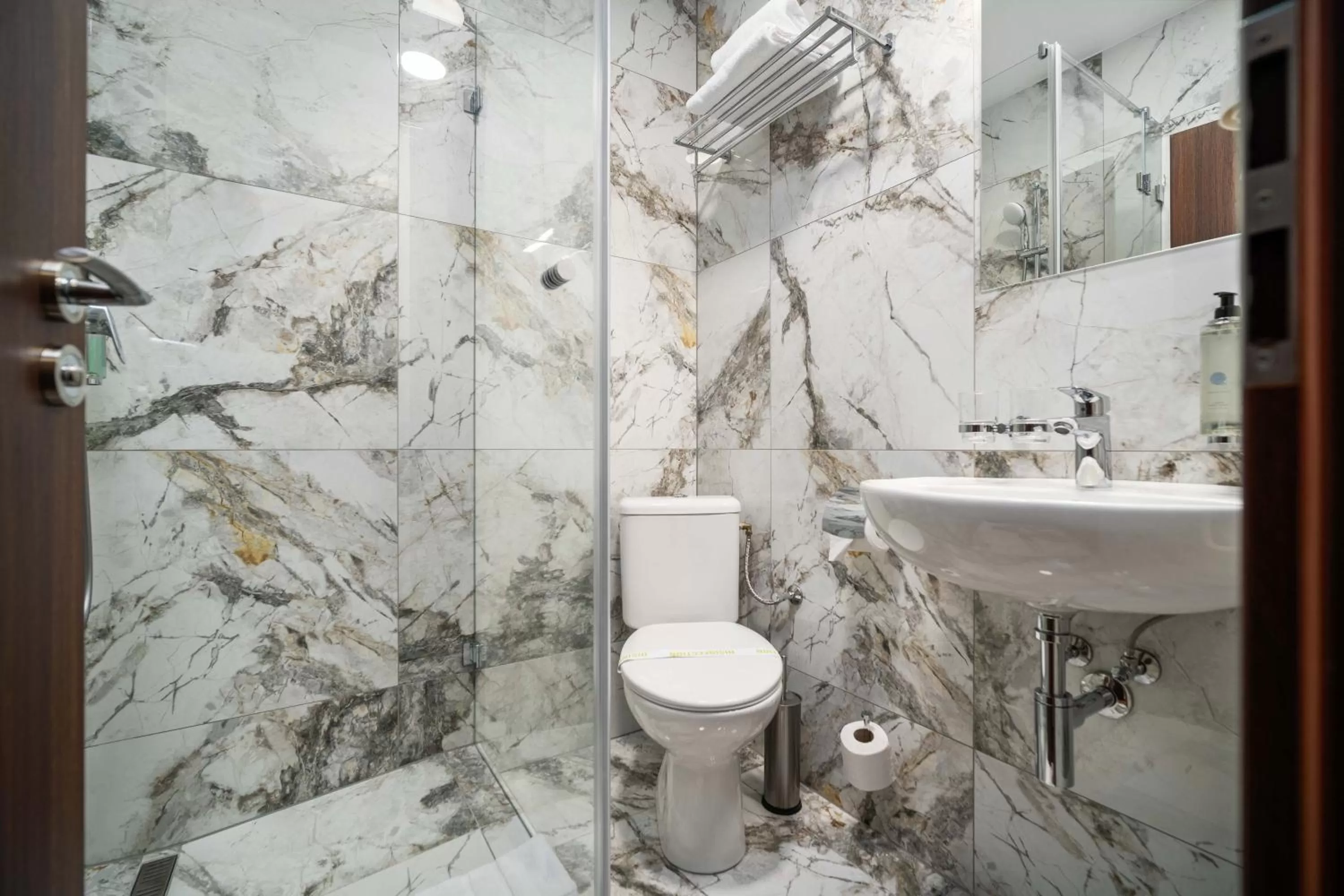 Toilet in Hotel MAXPLAZA