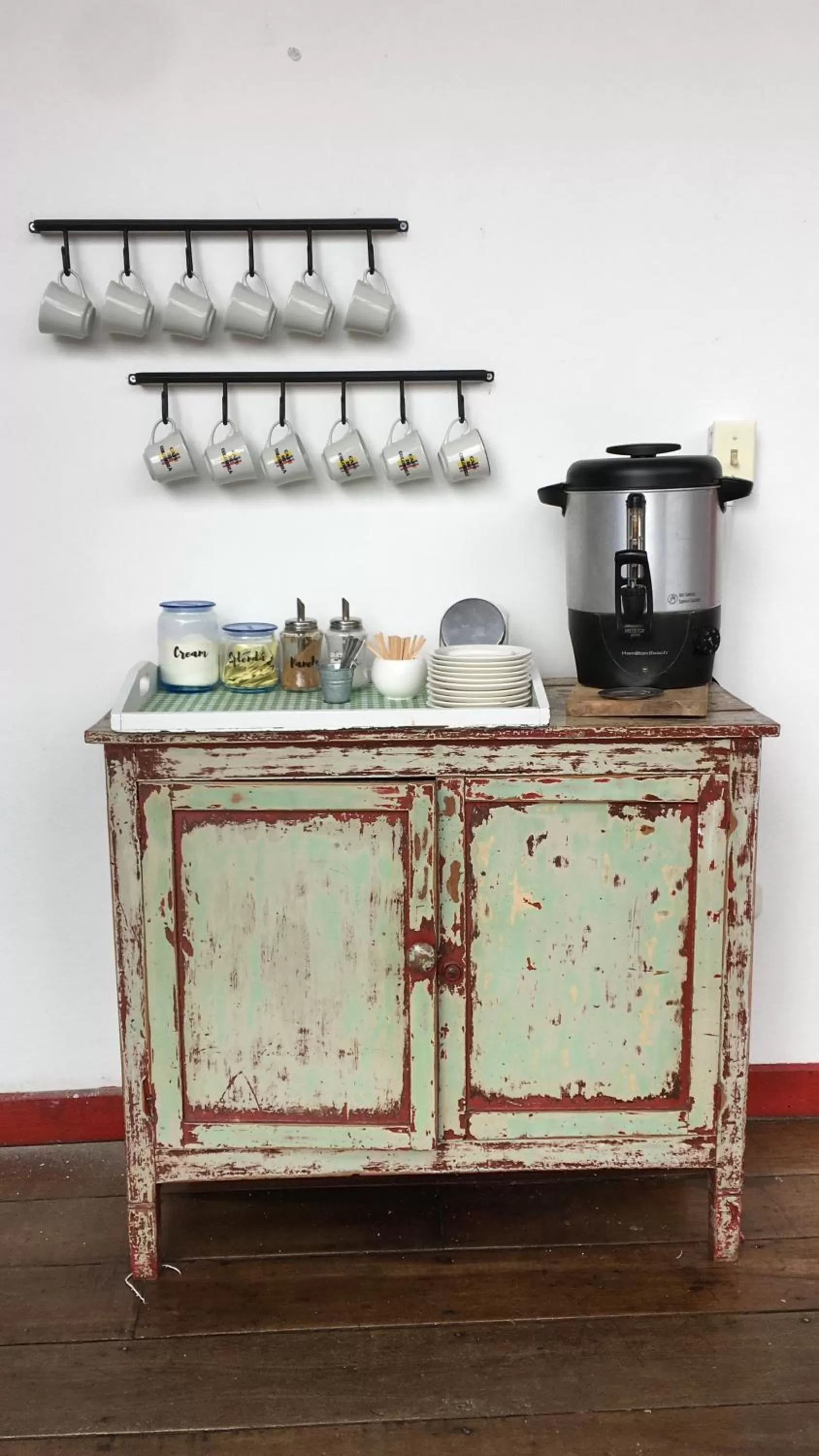 Coffee/tea facilities in La Cabaña Ecohotel - Valle del Cocora