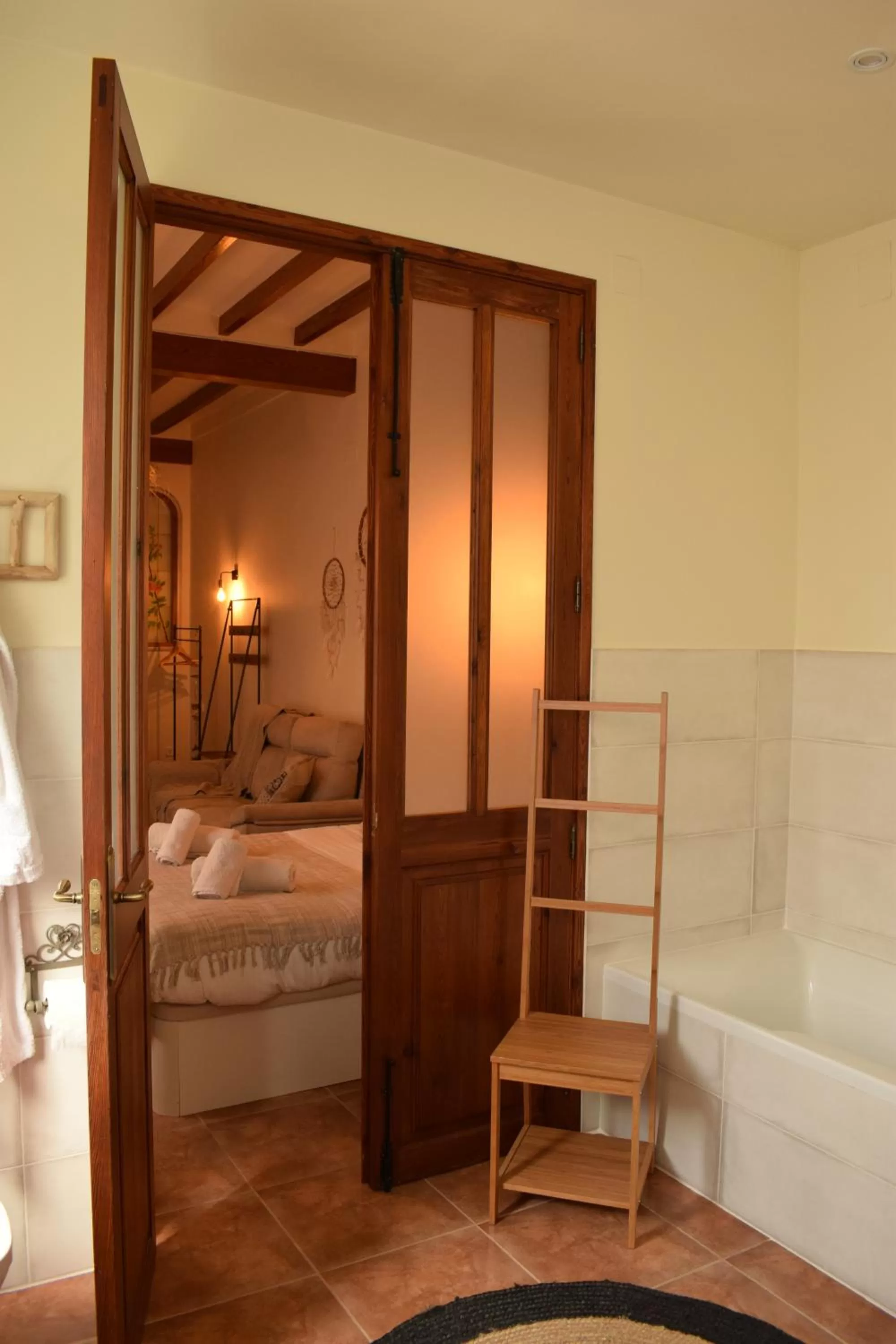 Bathroom, Bed in Casa Mistela