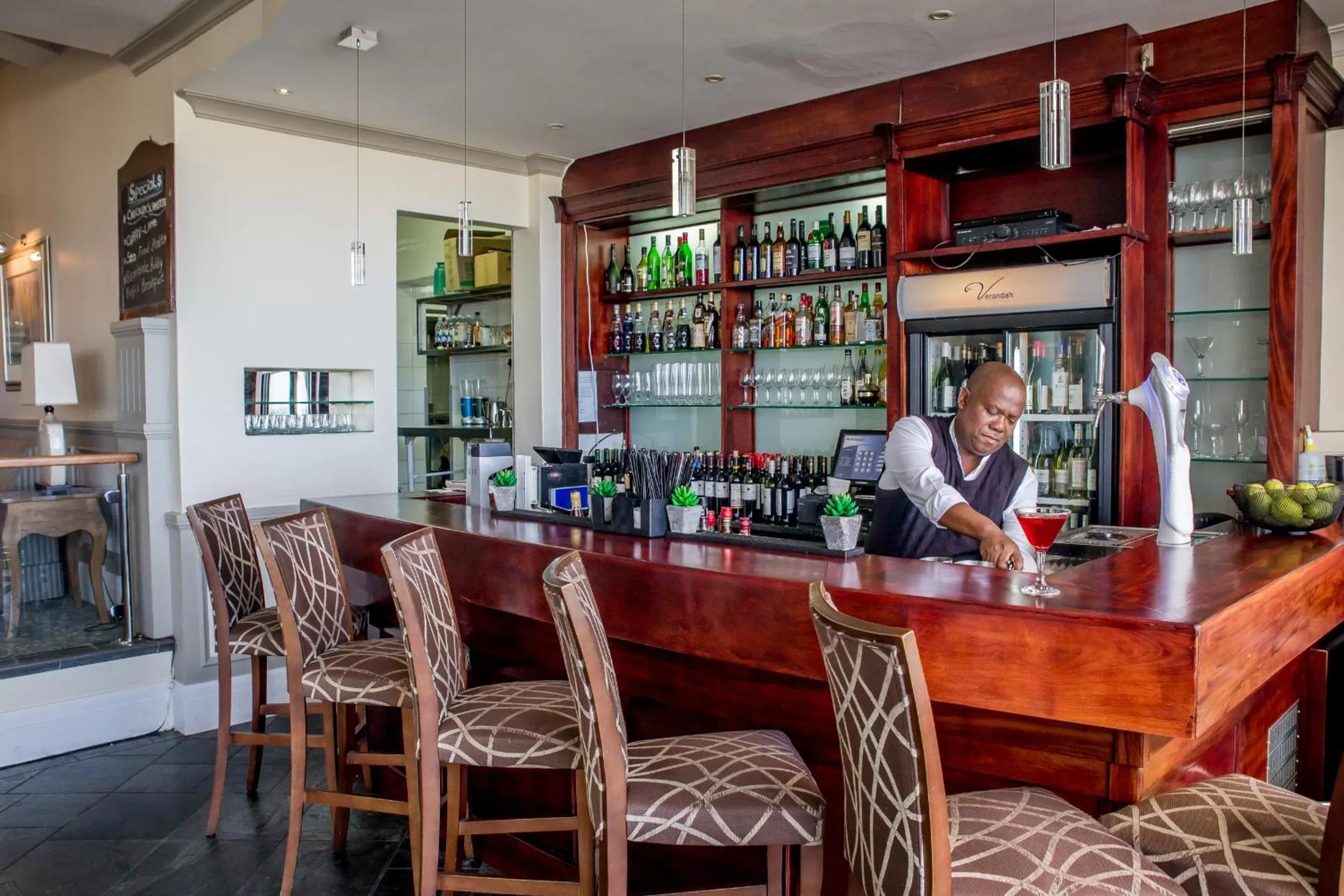 Lounge or bar in The Beach Hotel