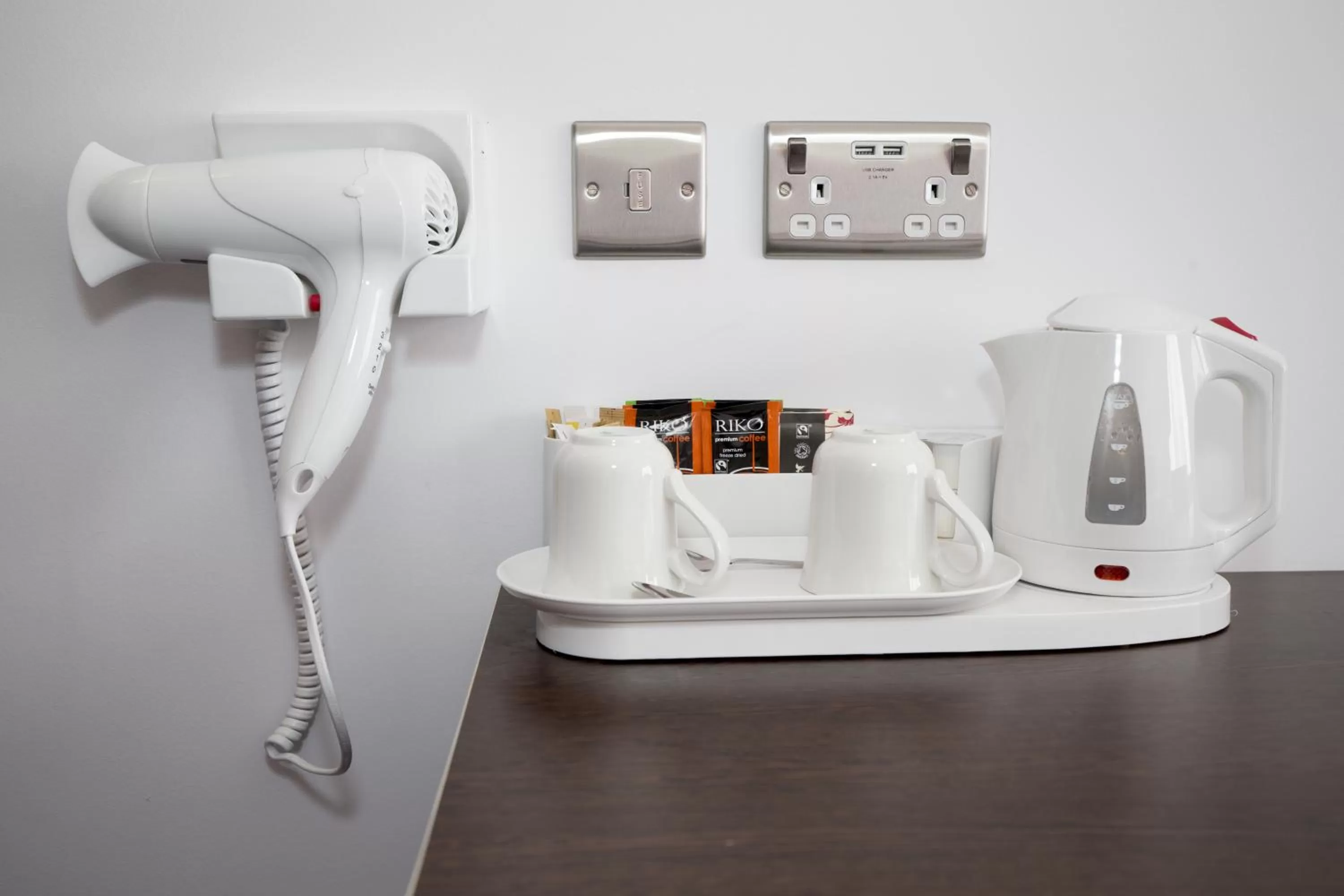 Coffee/tea facilities in Ramada Milton Keynes