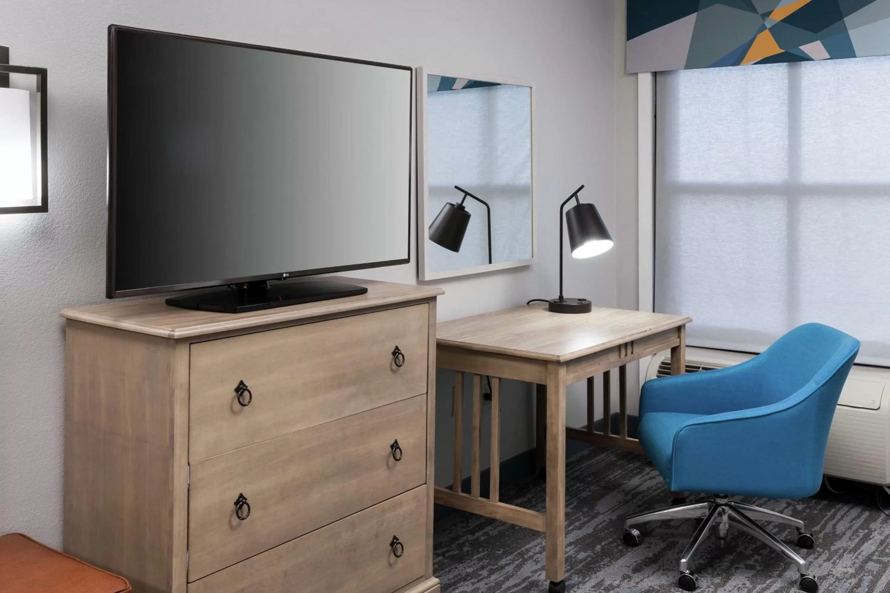 Bedroom in Hampton Inn Austin Round Rock