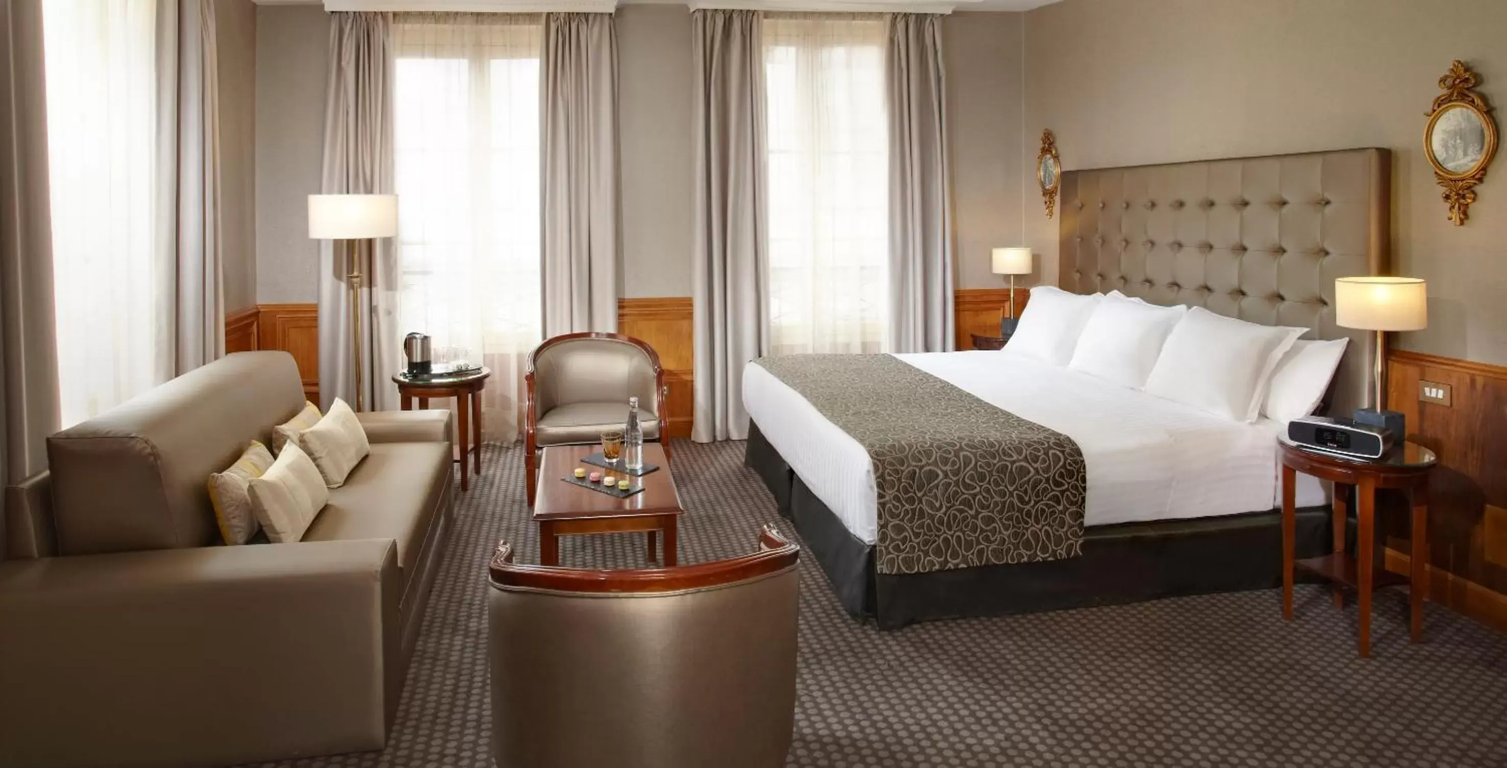 Junior Suite in Meliá Paris Vendôme Junior Suite in Meliá Paris Vendôme