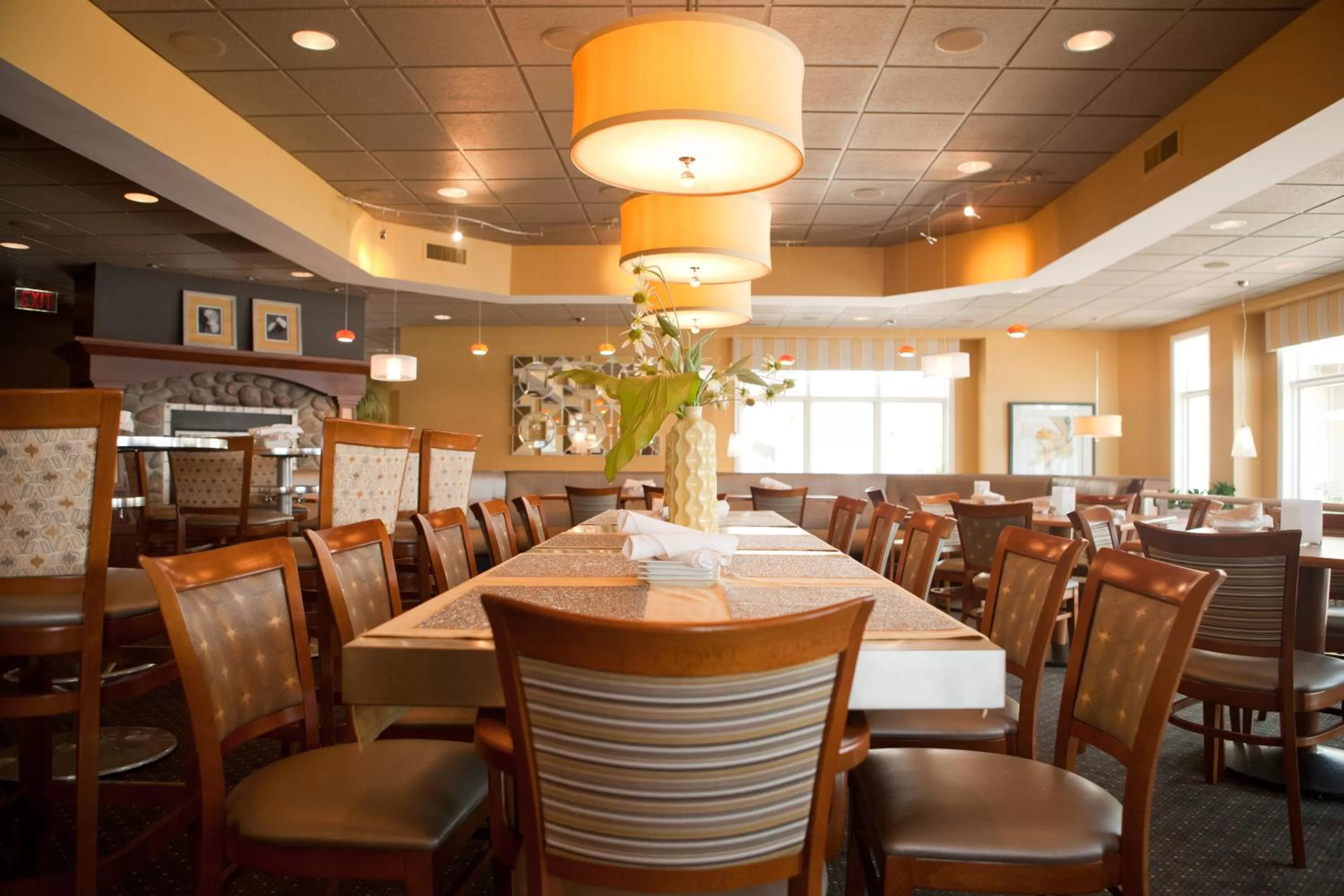 Food and drinks in Bay Pointe Inn