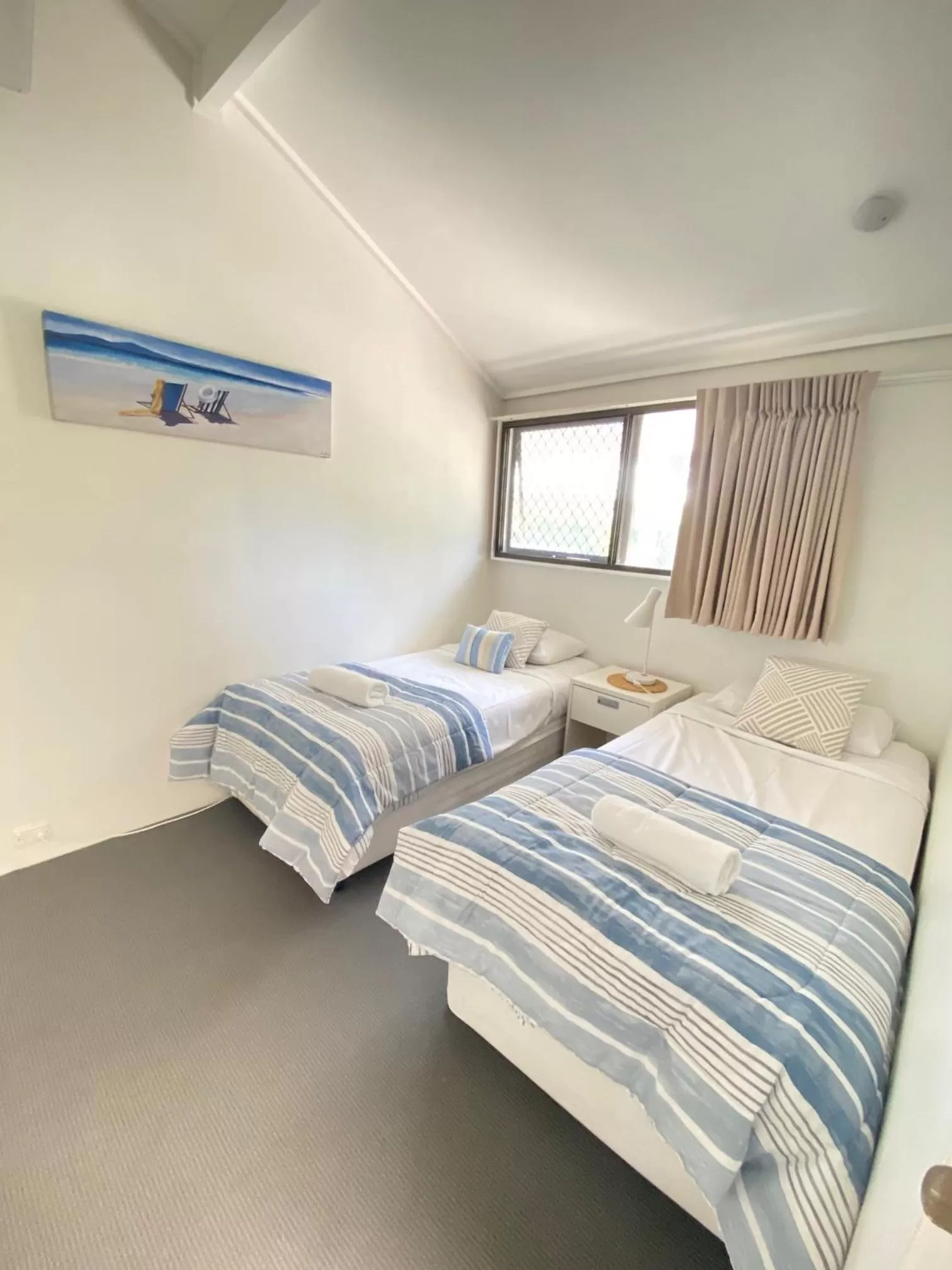 Bed in Glen Eden Beach Resort