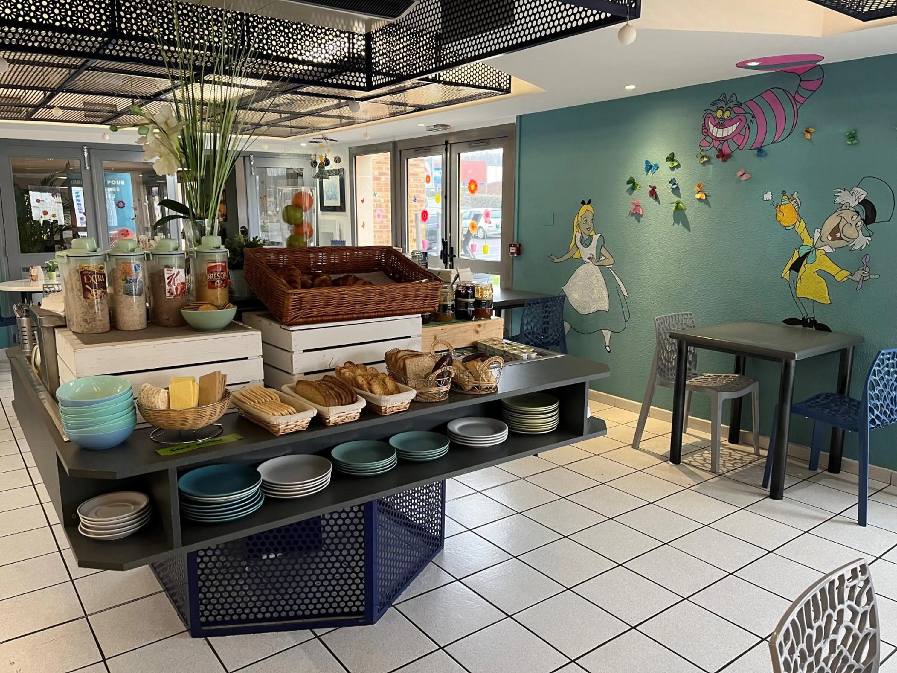 Breakfast in initial by balladins Tours Sud