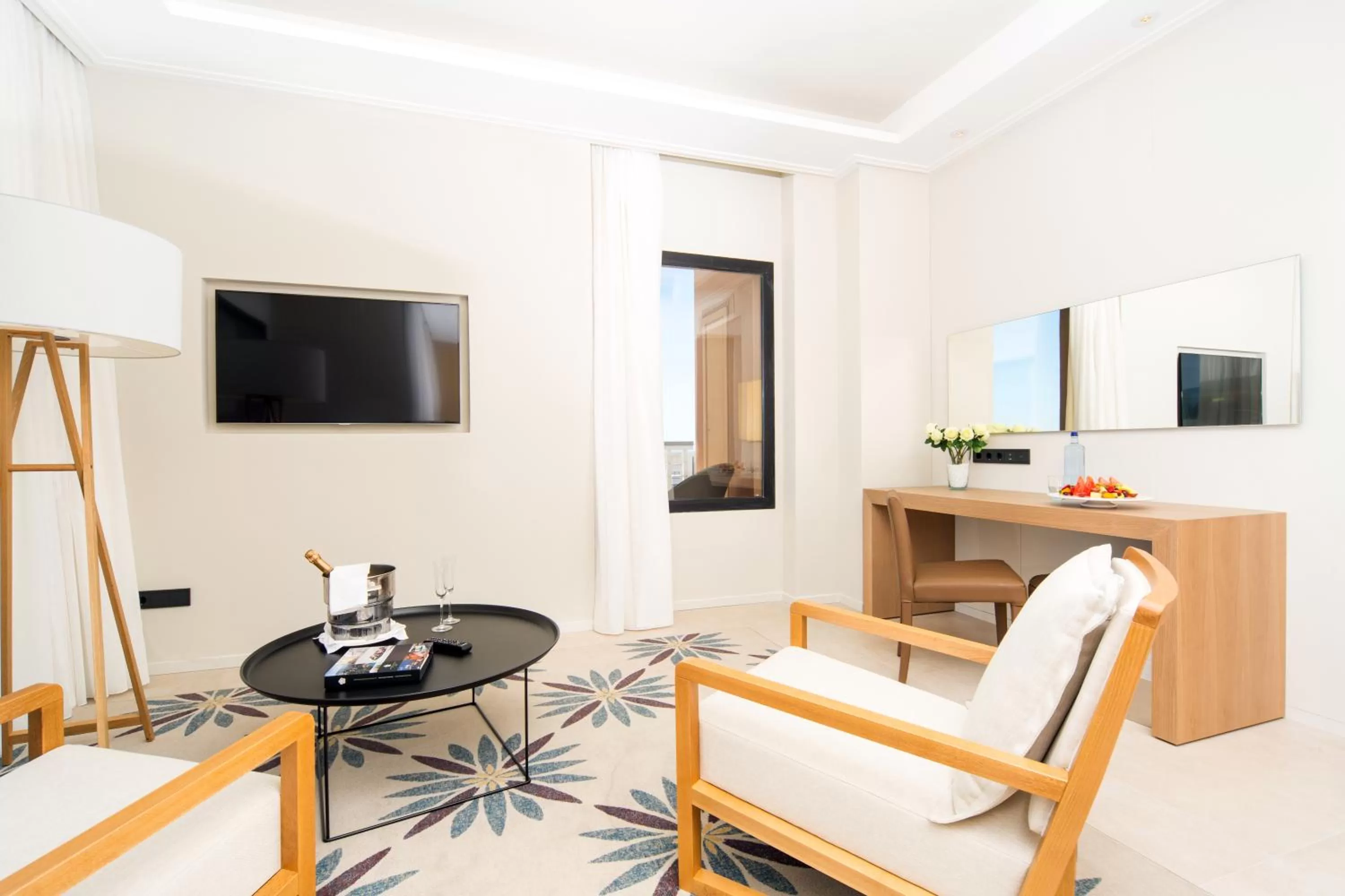 Coffee/tea facilities in GPRO Valparaiso Palace & Spa