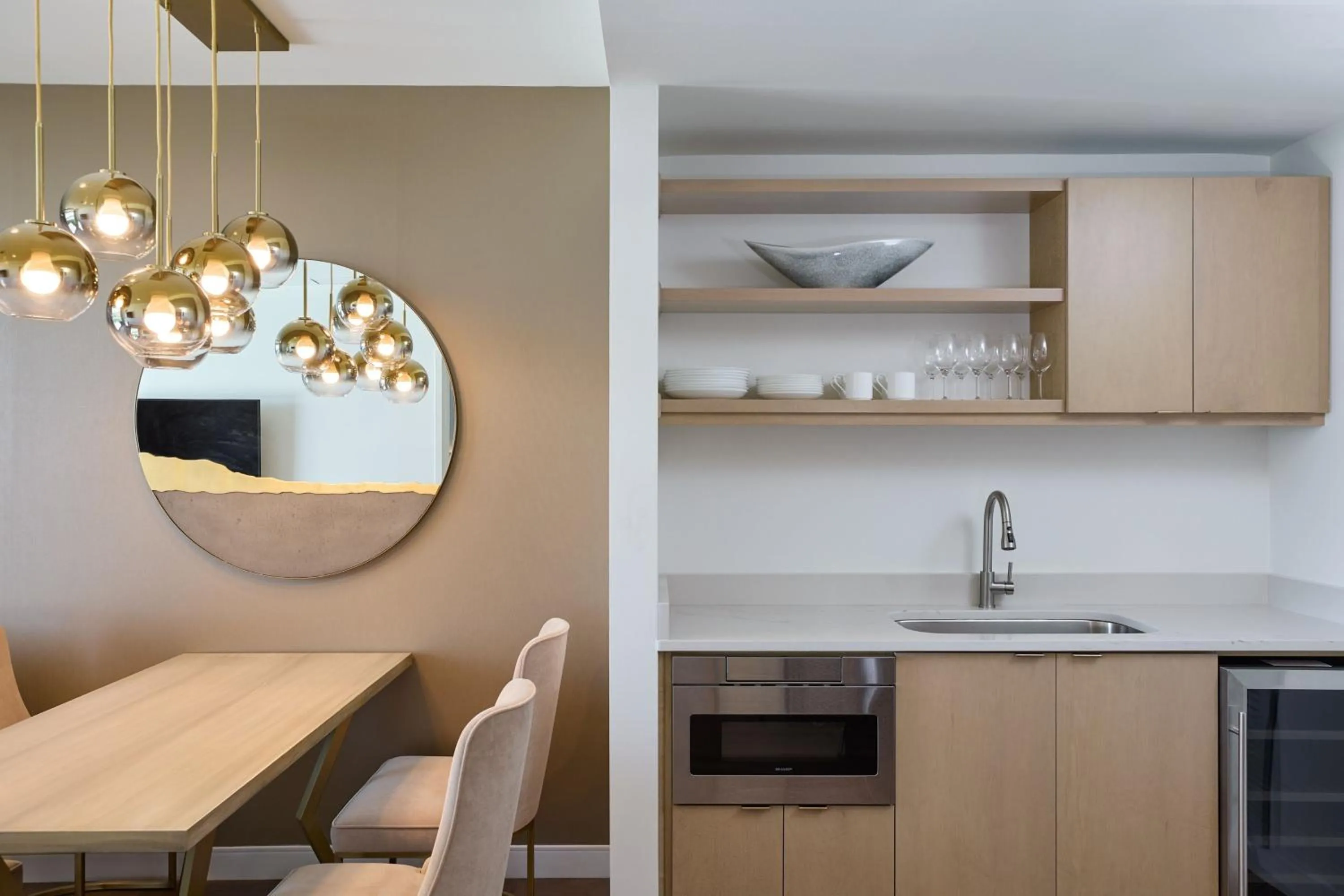 Kitchen or kitchenette in The Westin Raleigh-Durham Airport