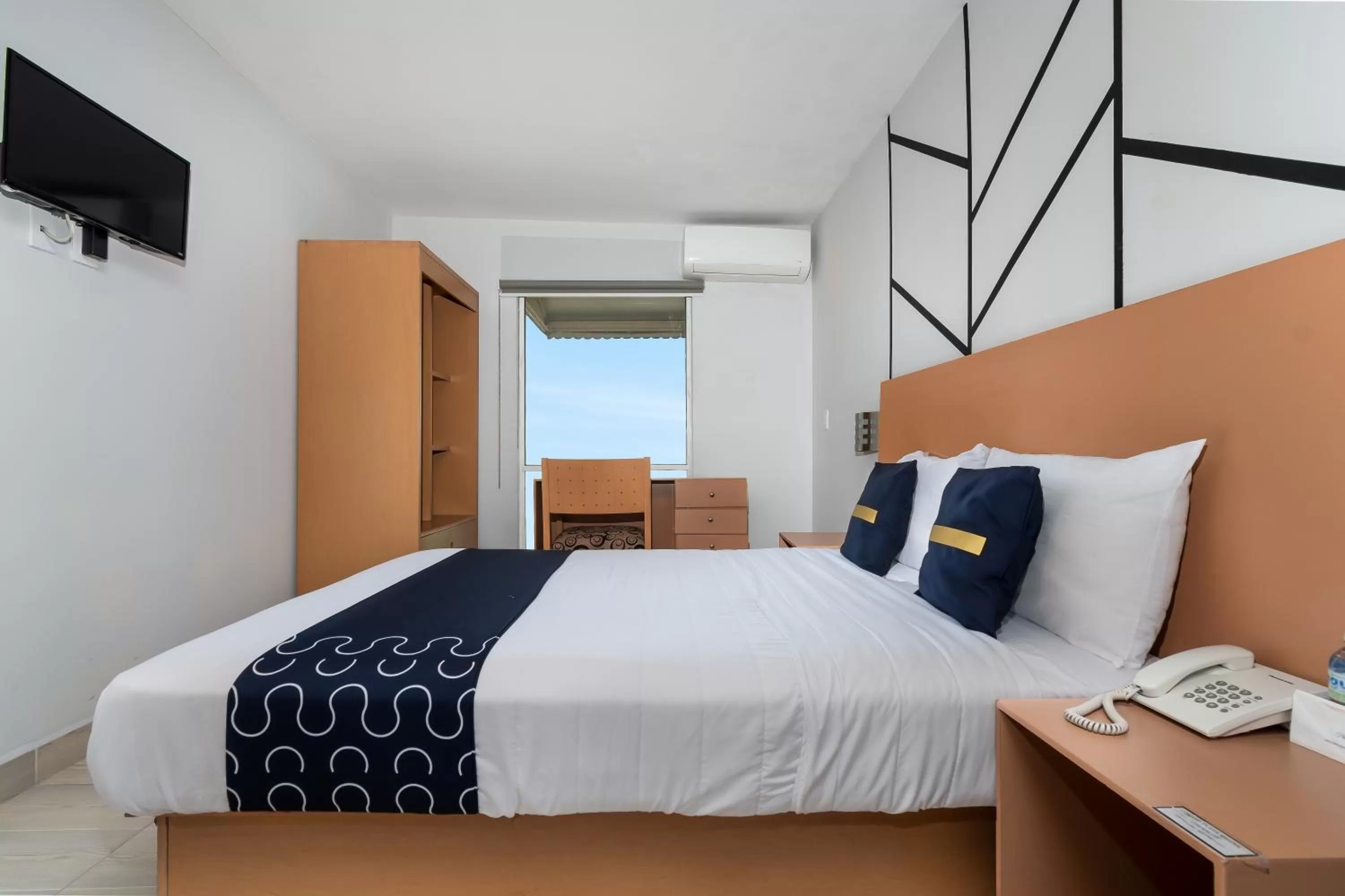 Bed in Hotel Plaza Regina Torreon