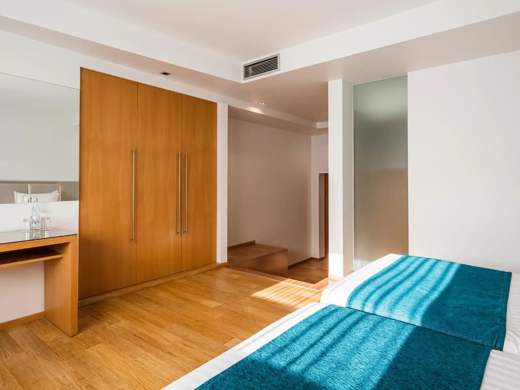 Twin Room in OPOHOTEL Porto Aeroporto Twin Room in OPOHOTEL Porto Aeroporto