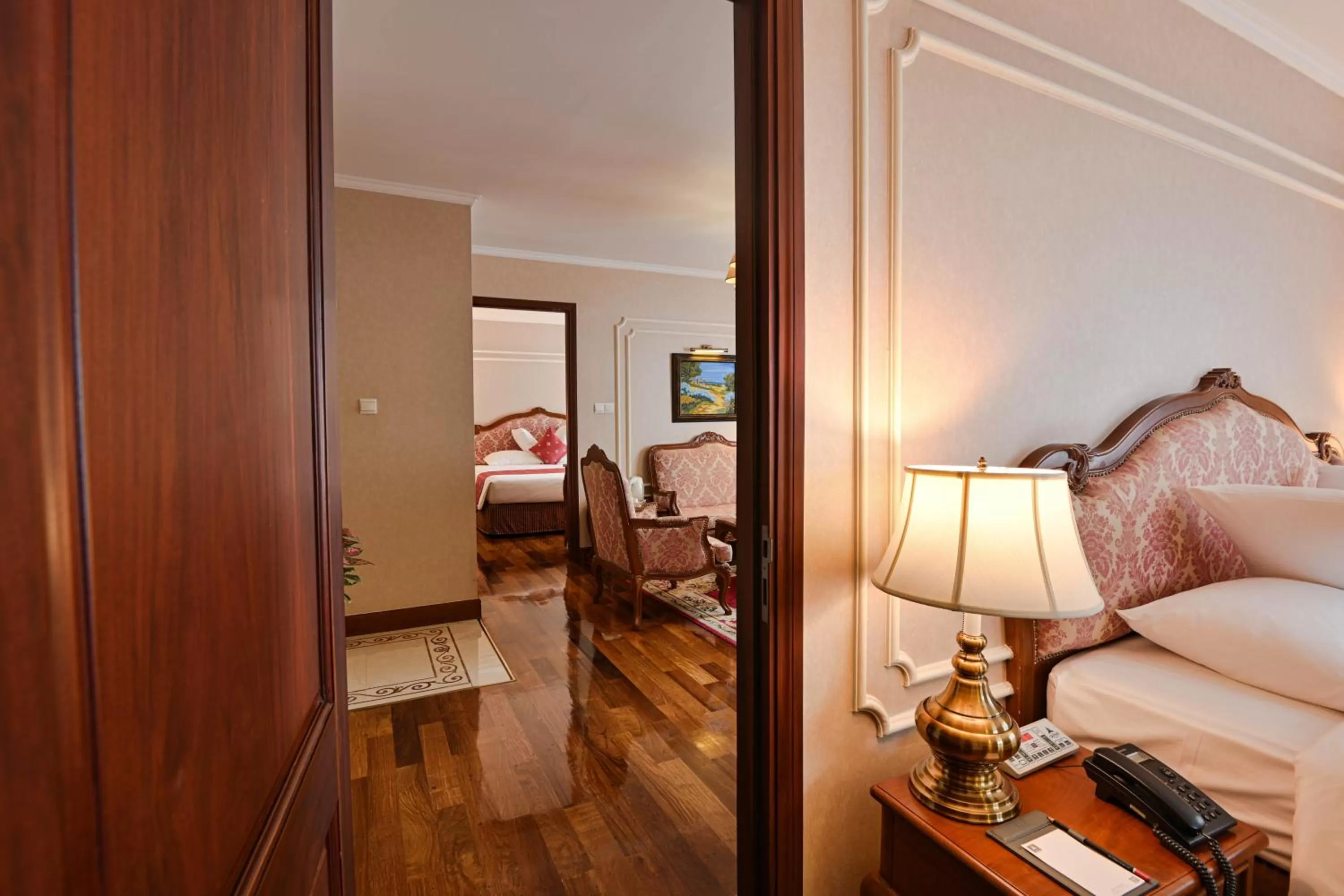 Bedroom, Bed in Hotel Grand Saigon