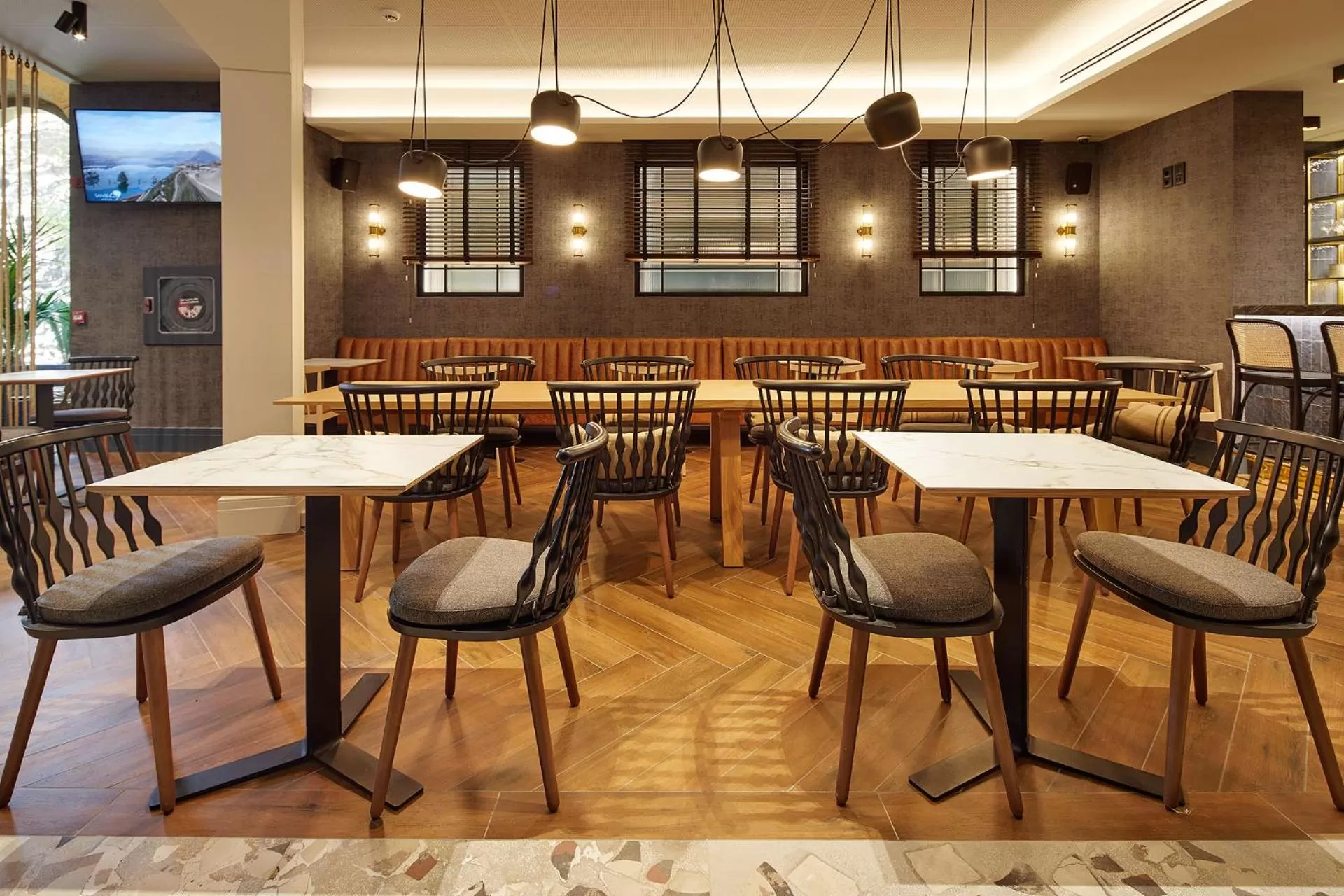 Restaurant/places to eat in Hotel SANSEbay