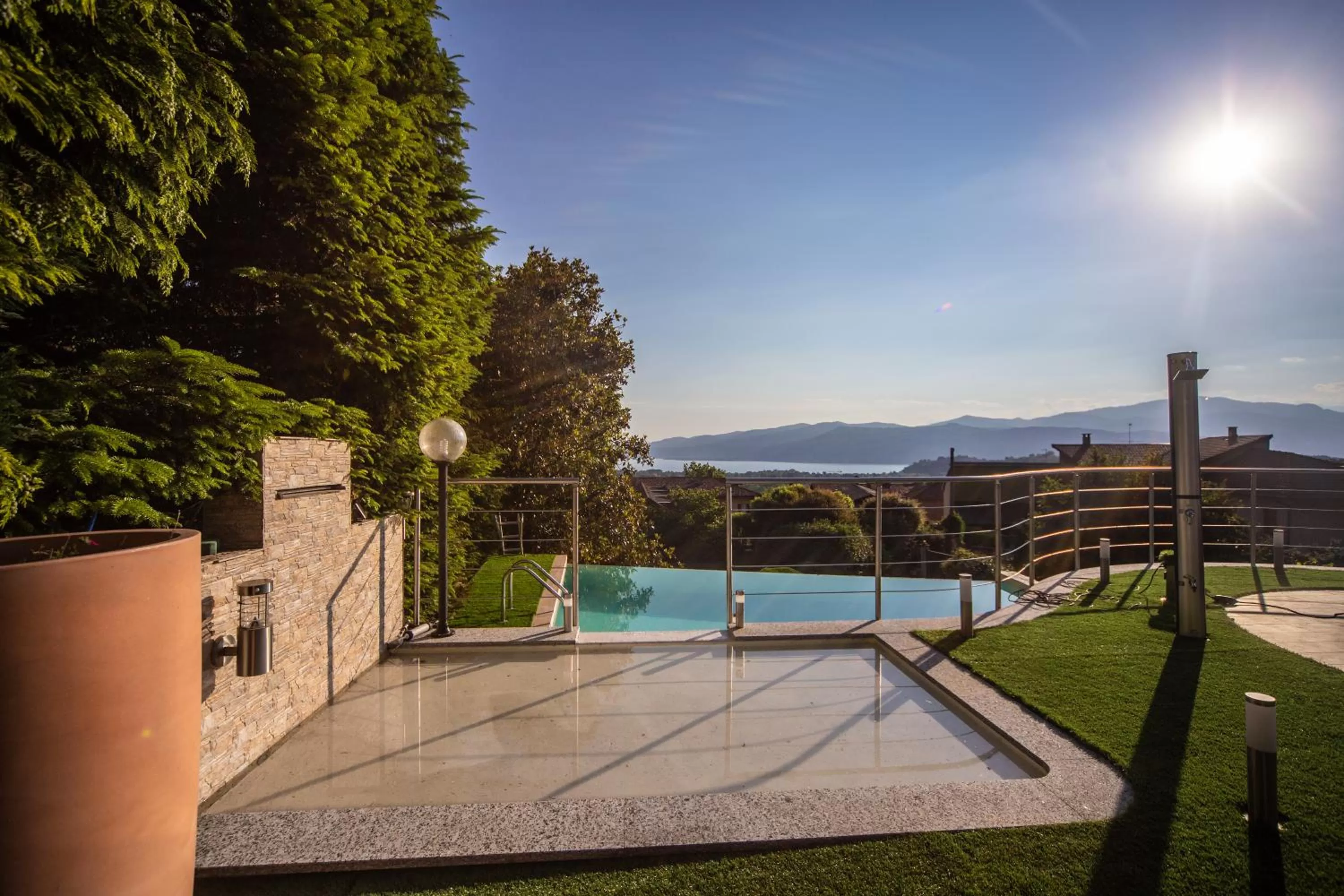 Swimming pool in Villa Buzzi