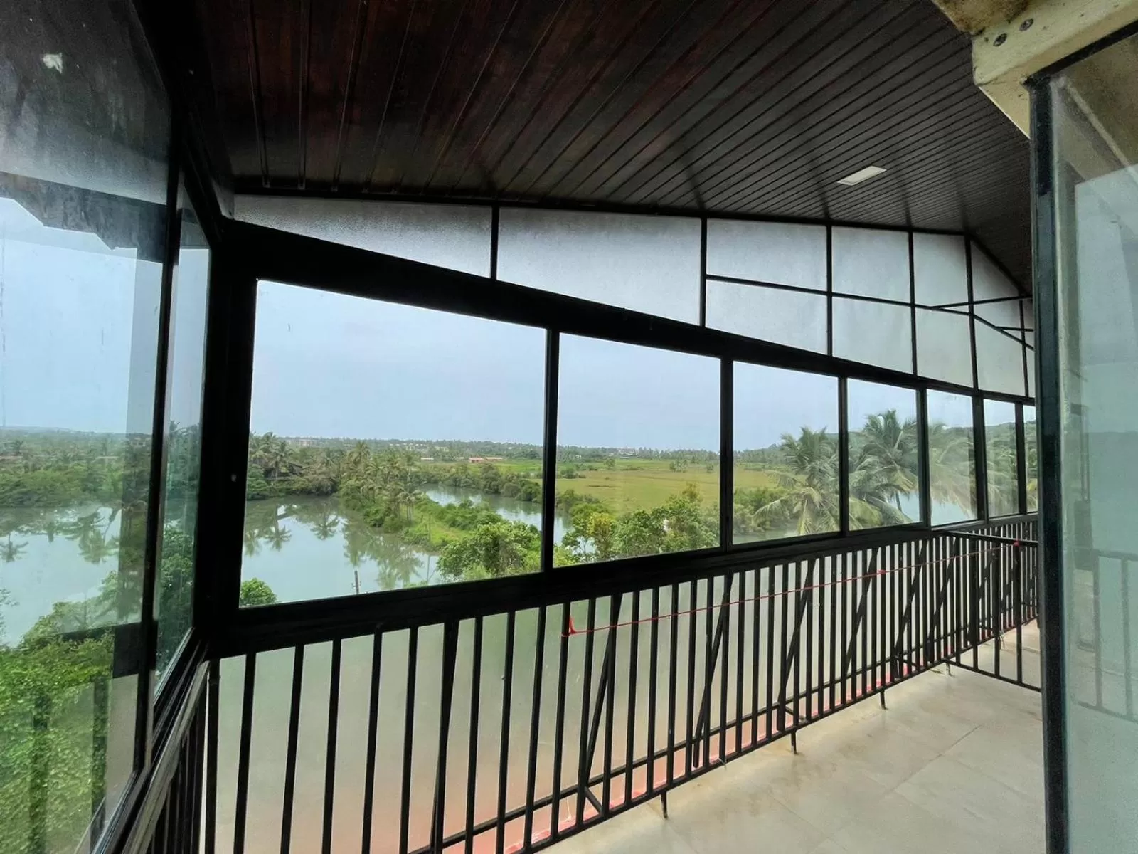 Family Room with Lake View in Kay's Riverview Resort - Near Baga Beach