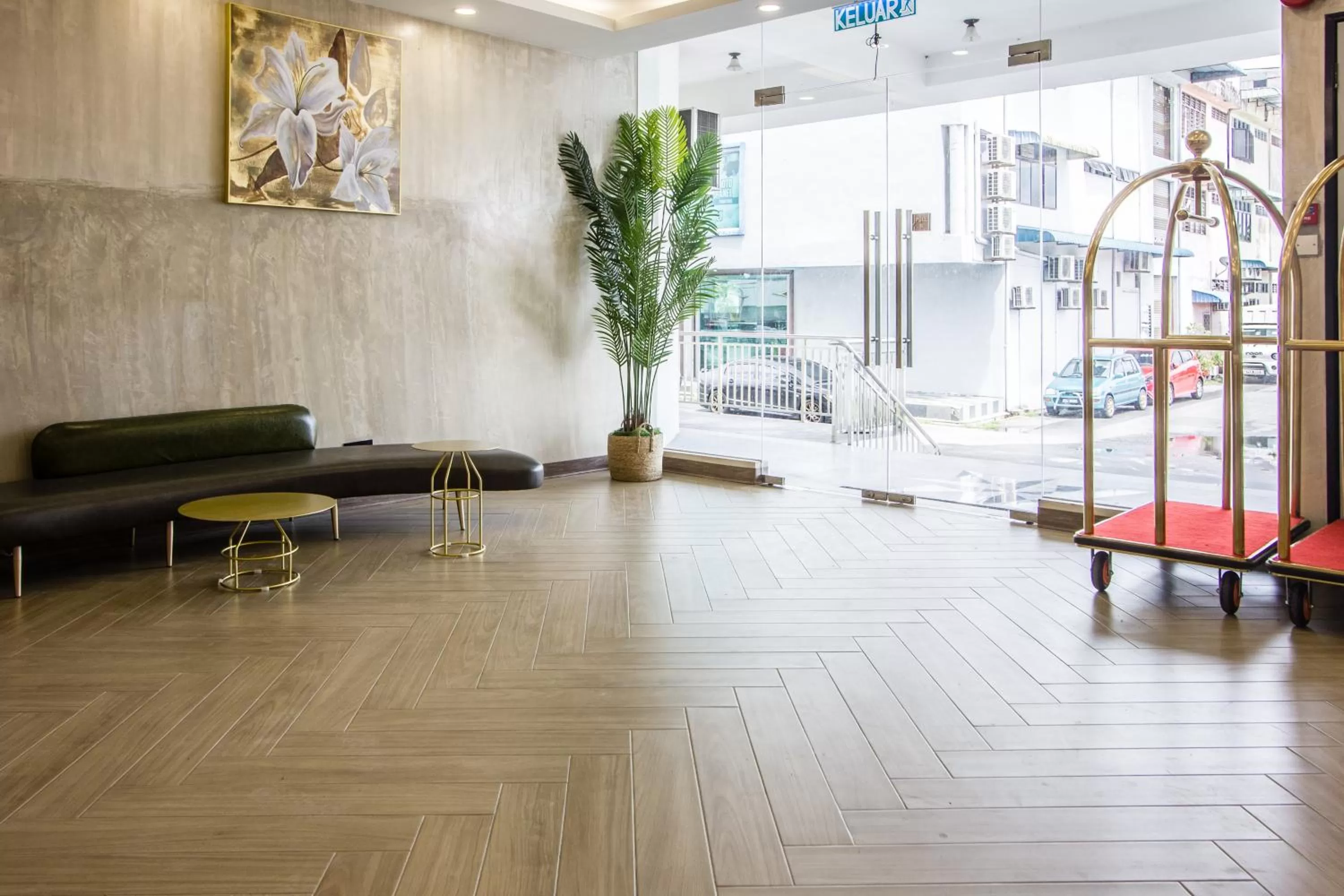 Sri Indar Hotel & Suites